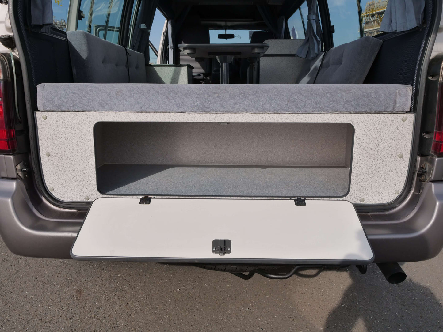2000 TOYOTA HIACE Hi-ROOF 4wd Campervan