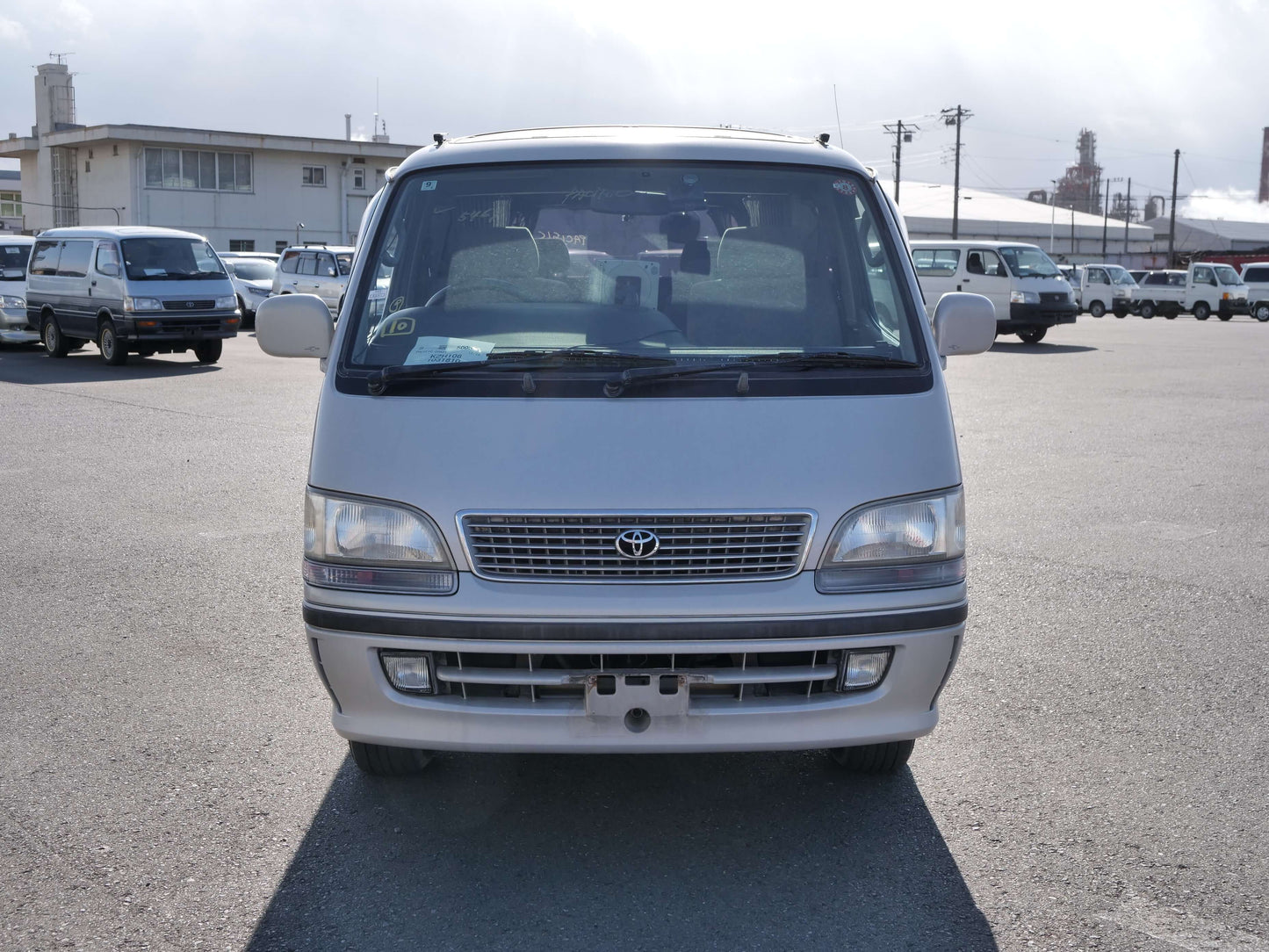 1996 TOYOTA HIACE SUPER CUSTOM 4WD DIESEL VAN