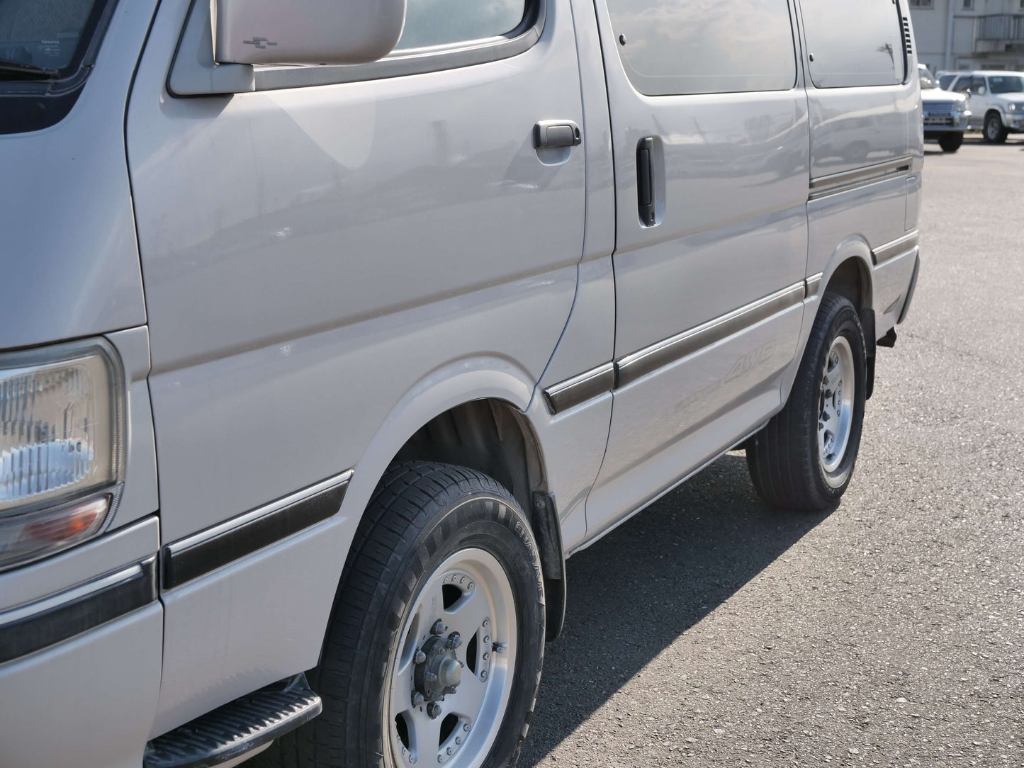 1996 TOYOTA HIACE SUPER CUSTOM 4WD DIESEL VAN