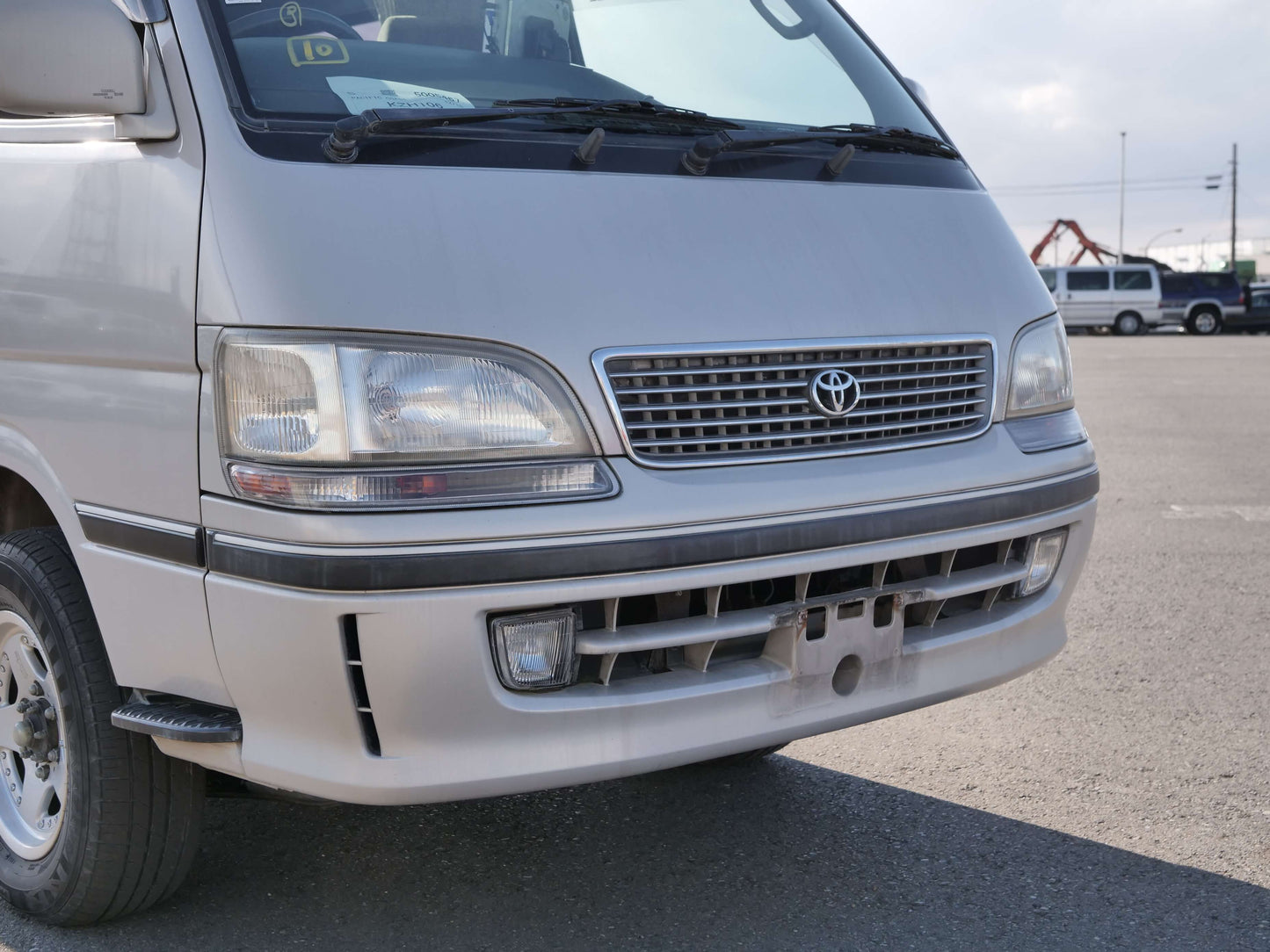 1996 TOYOTA HIACE SUPER CUSTOM 4WD DIESEL VAN