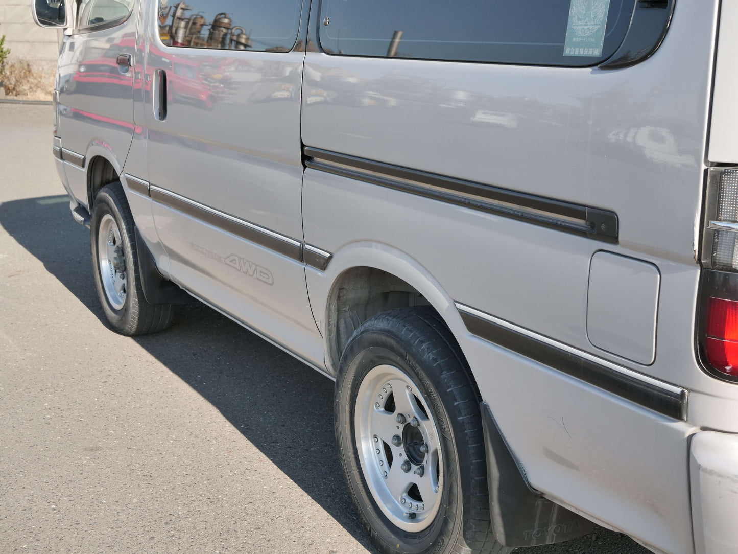 1996 TOYOTA HIACE SUPER CUSTOM 4WD DIESEL VAN