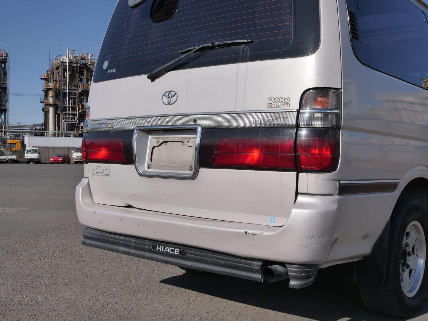 1996 TOYOTA HIACE SUPER CUSTOM 4WD DIESEL VAN