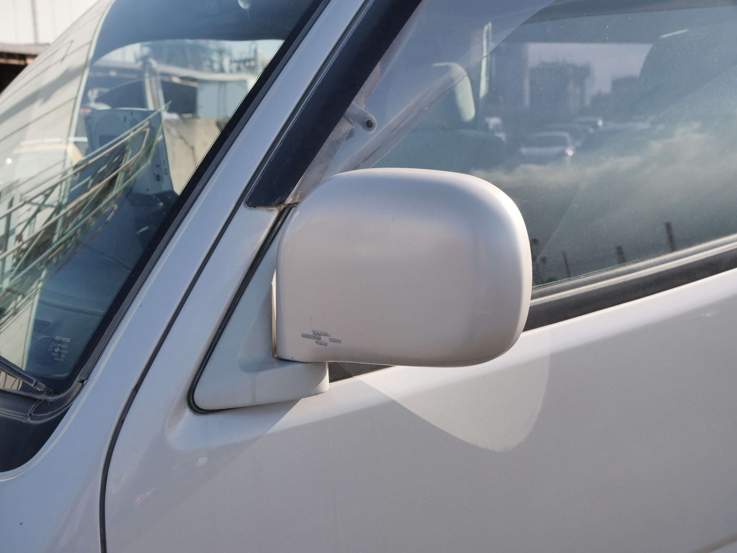 1996 TOYOTA HIACE SUPER CUSTOM 4WD DIESEL VAN