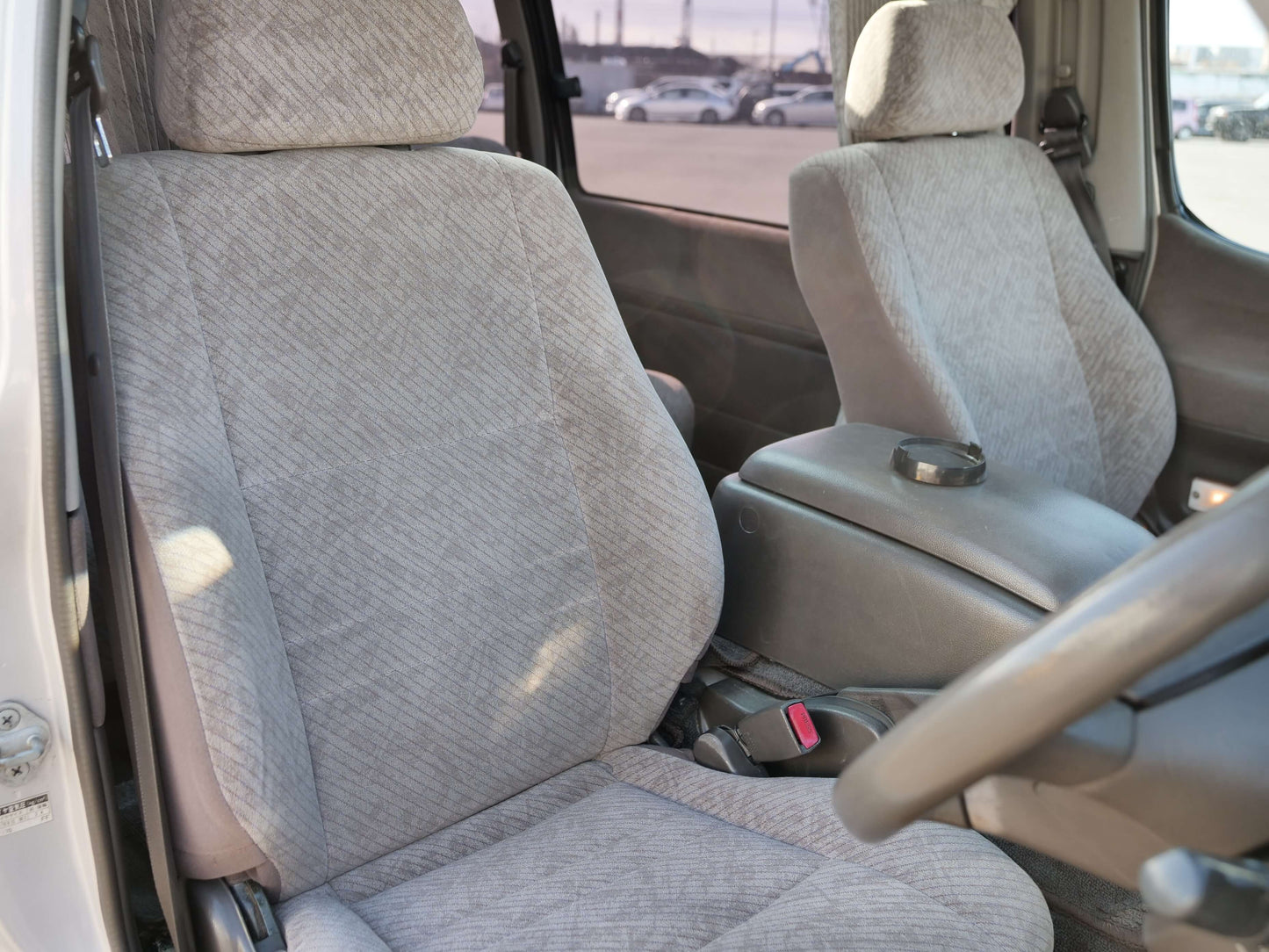 1996 TOYOTA HIACE SUPER CUSTOM 4WD DIESEL VAN
