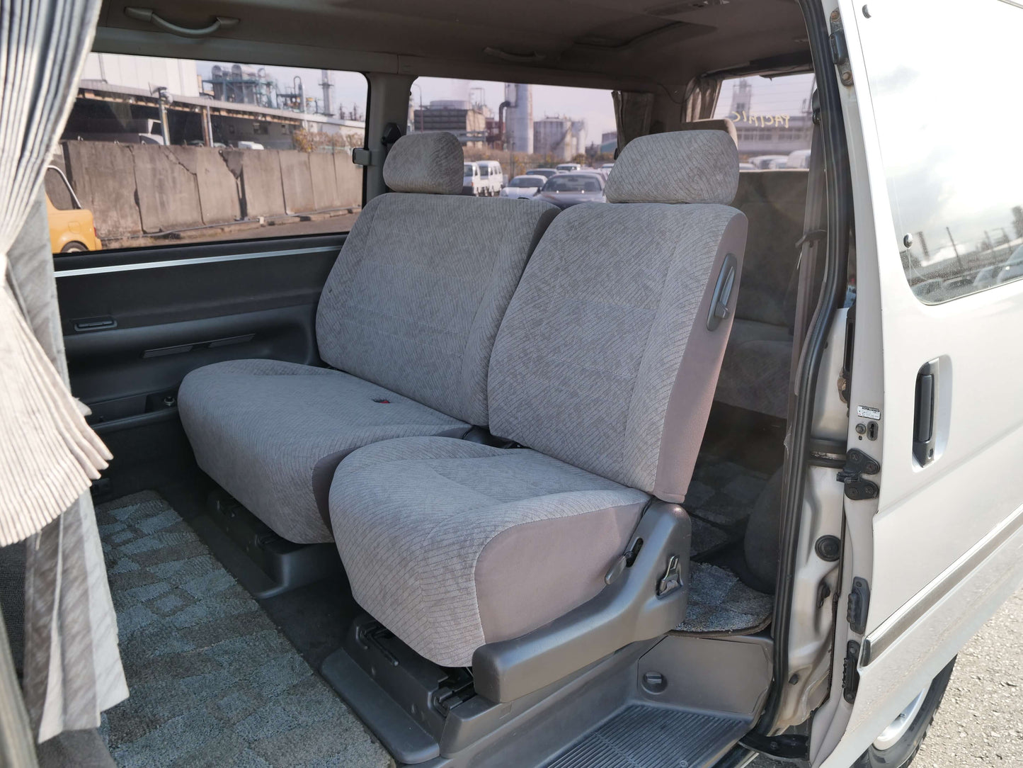 1996 TOYOTA HIACE SUPER CUSTOM 4WD DIESEL VAN