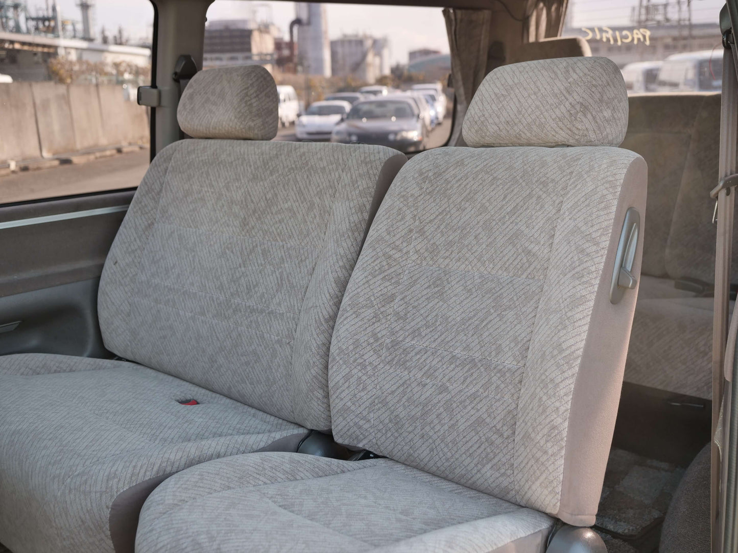1996 TOYOTA HIACE SUPER CUSTOM 4WD DIESEL VAN