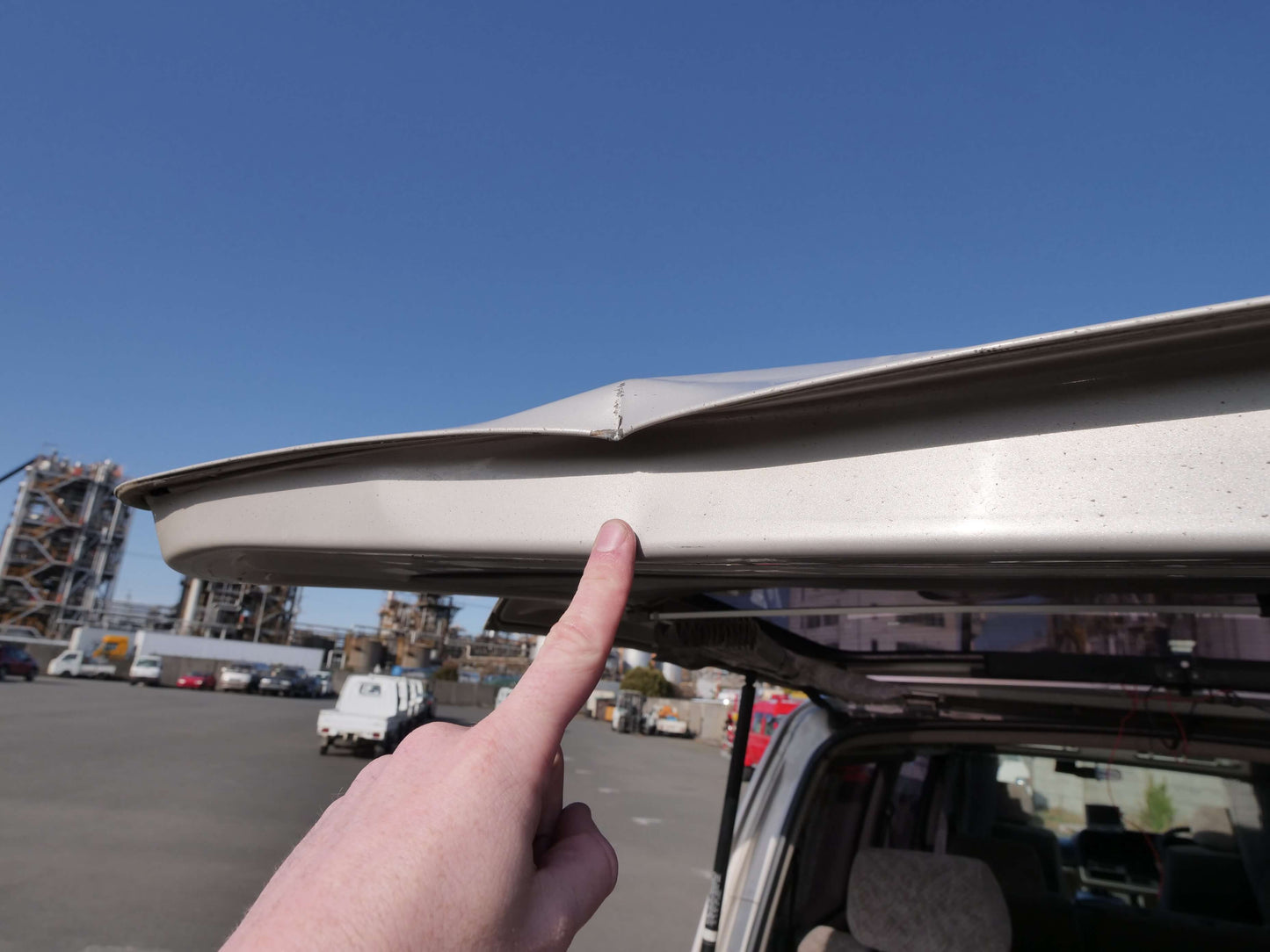 1996 TOYOTA HIACE SUPER CUSTOM 4WD DIESEL VAN