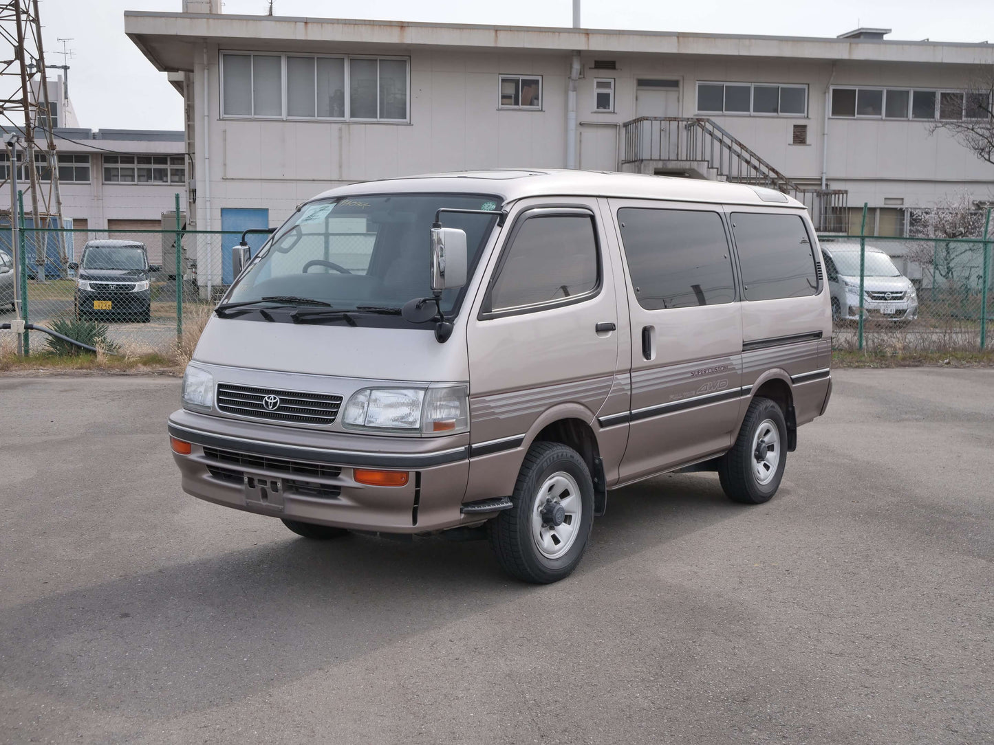 1995 TOYOTA HIACE SUPER CUSTOM 4WD VAN