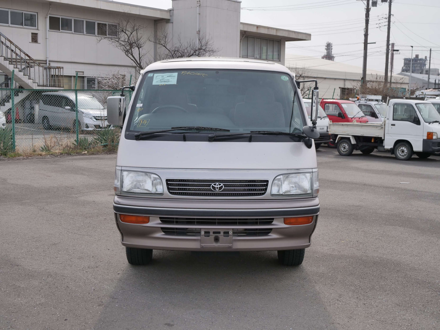 1995 TOYOTA HIACE SUPER CUSTOM 4WD VAN