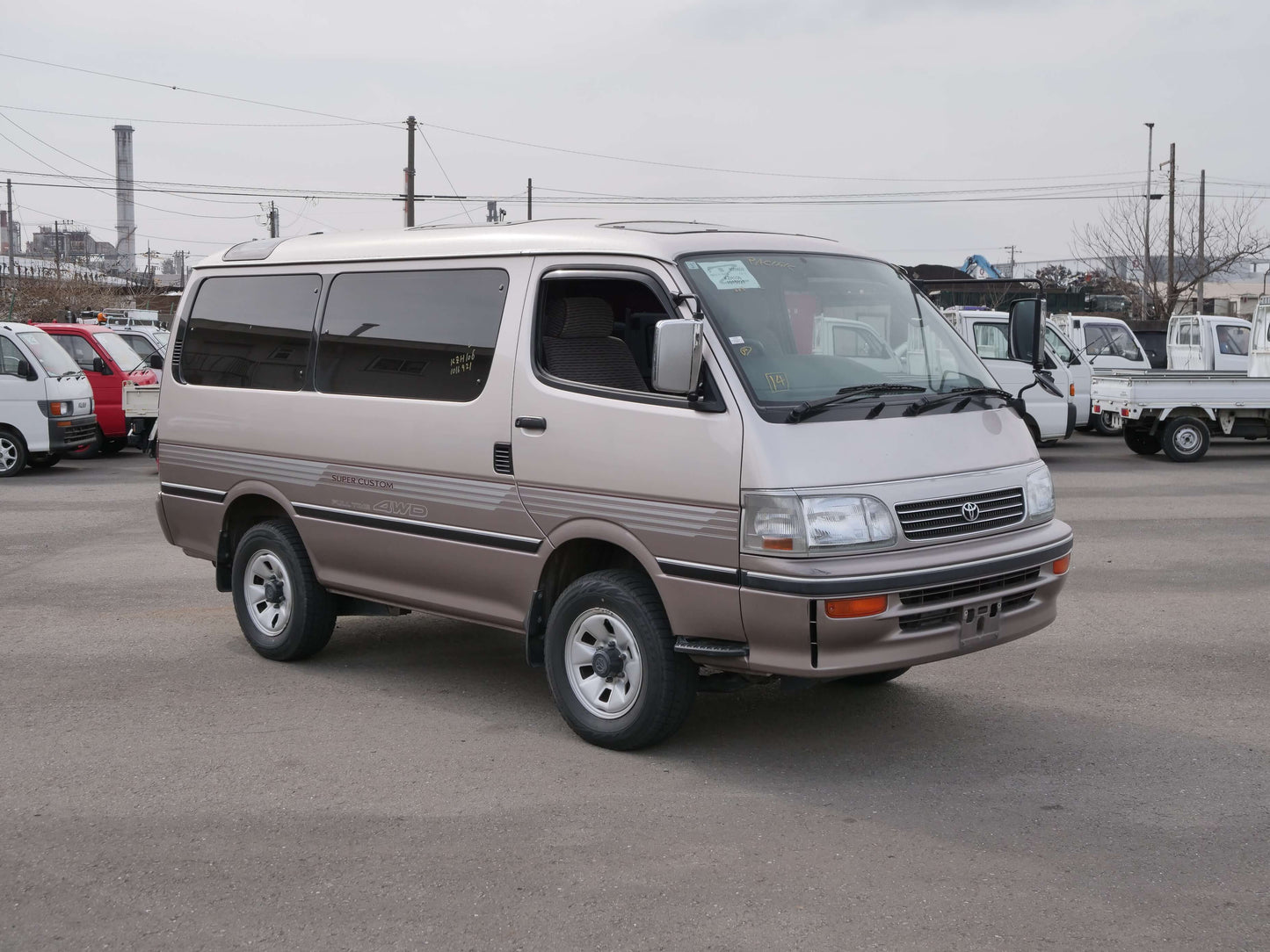 1995 TOYOTA HIACE SUPER CUSTOM 4WD VAN