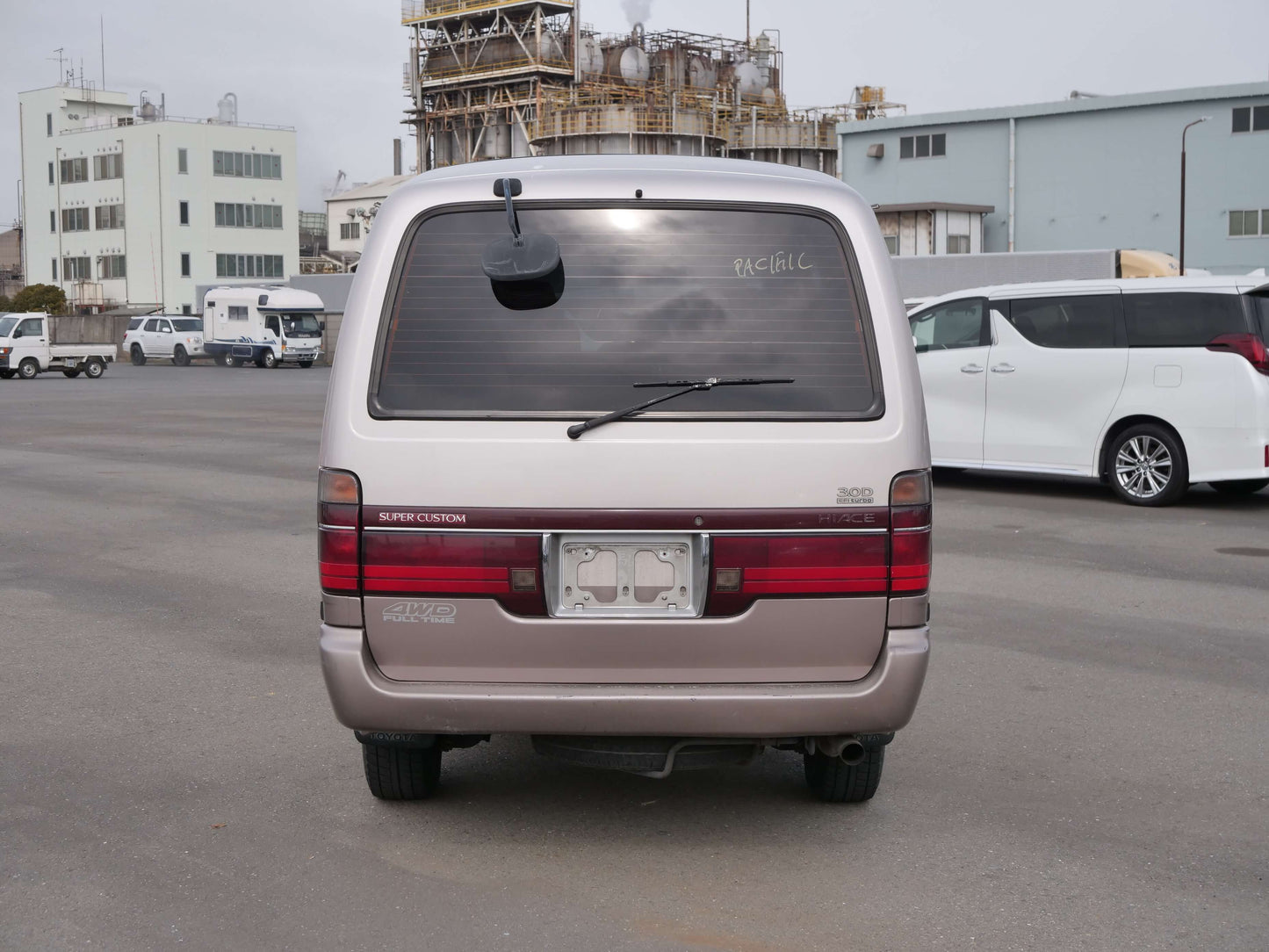 1995 TOYOTA HIACE SUPER CUSTOM 4WD VAN