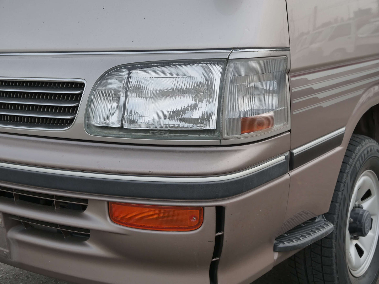1995 TOYOTA HIACE SUPER CUSTOM 4WD VAN