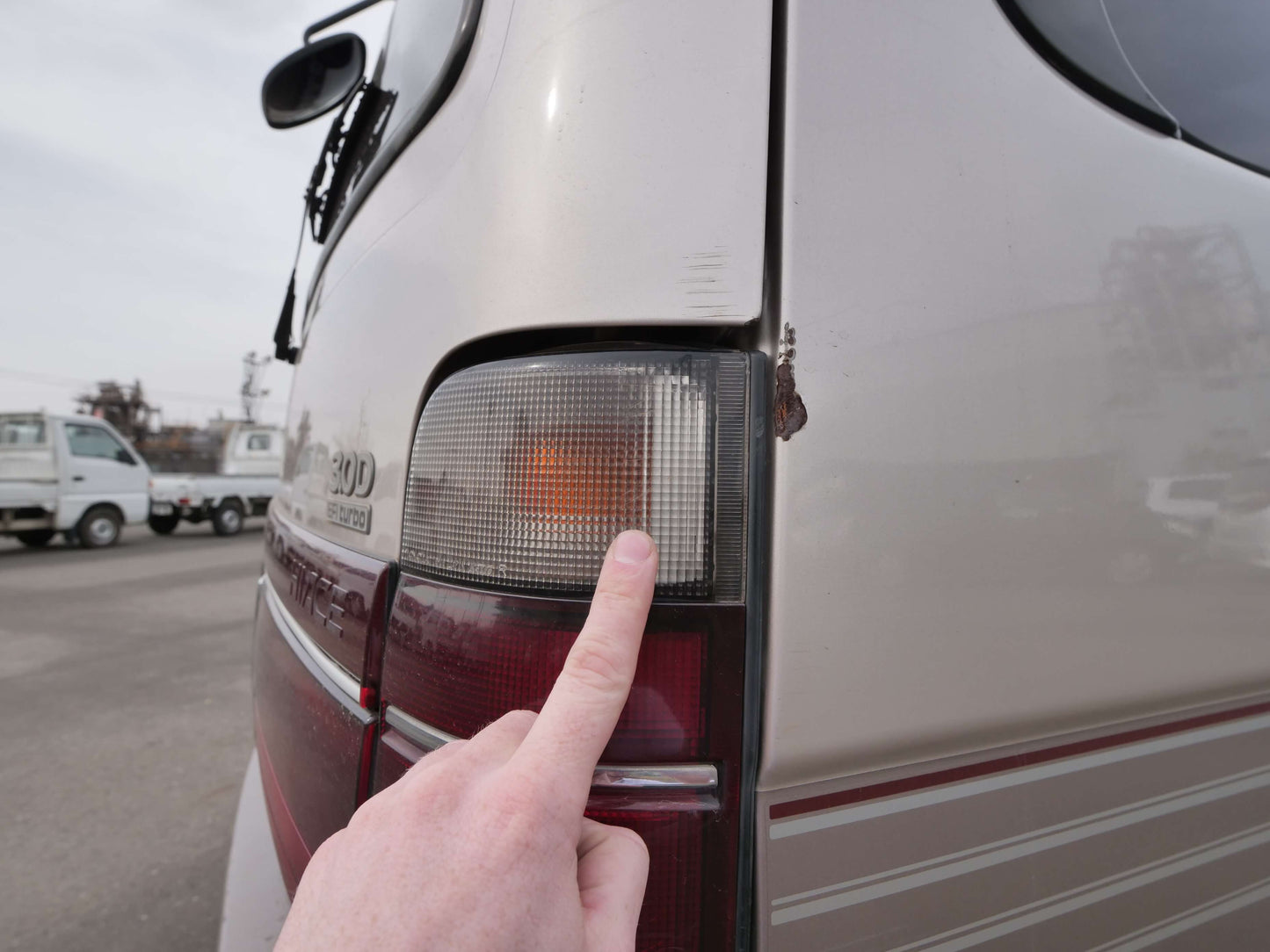 1995 TOYOTA HIACE SUPER CUSTOM 4WD VAN