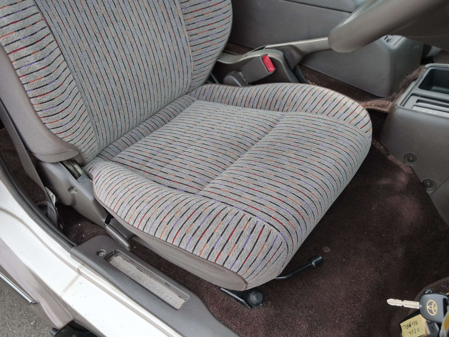 1995 TOYOTA HIACE SUPER CUSTOM 4WD VAN