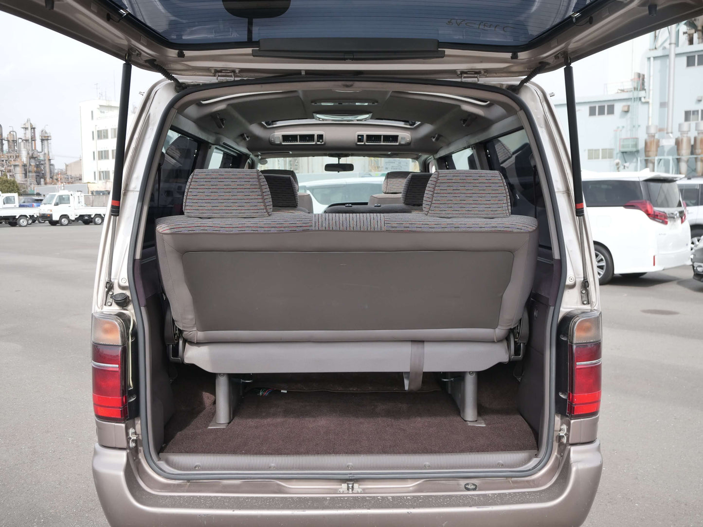 1995 TOYOTA HIACE SUPER CUSTOM 4WD VAN