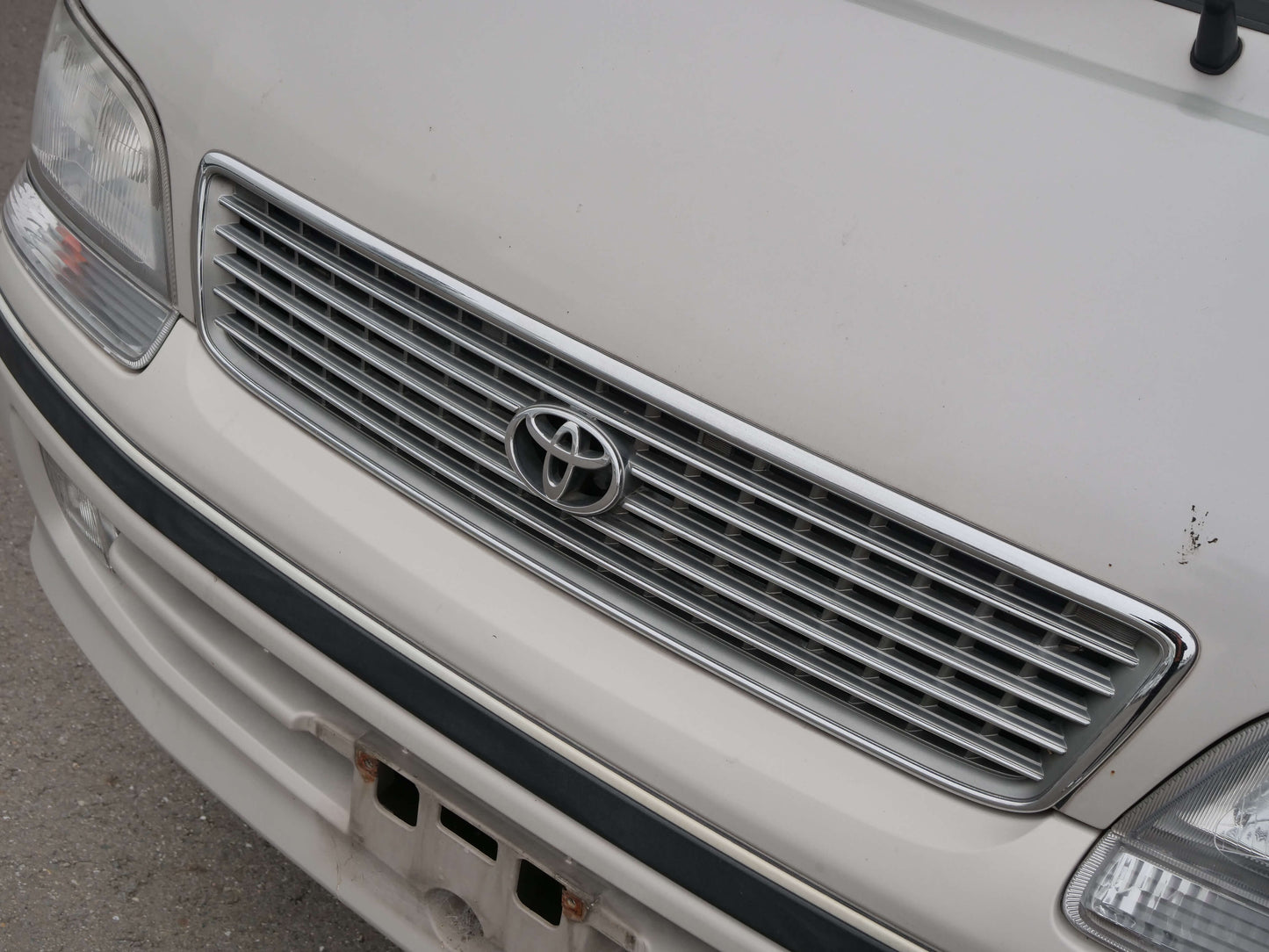 1999 TOYOTA HIACE Hi-ROOF 4wd Campervan