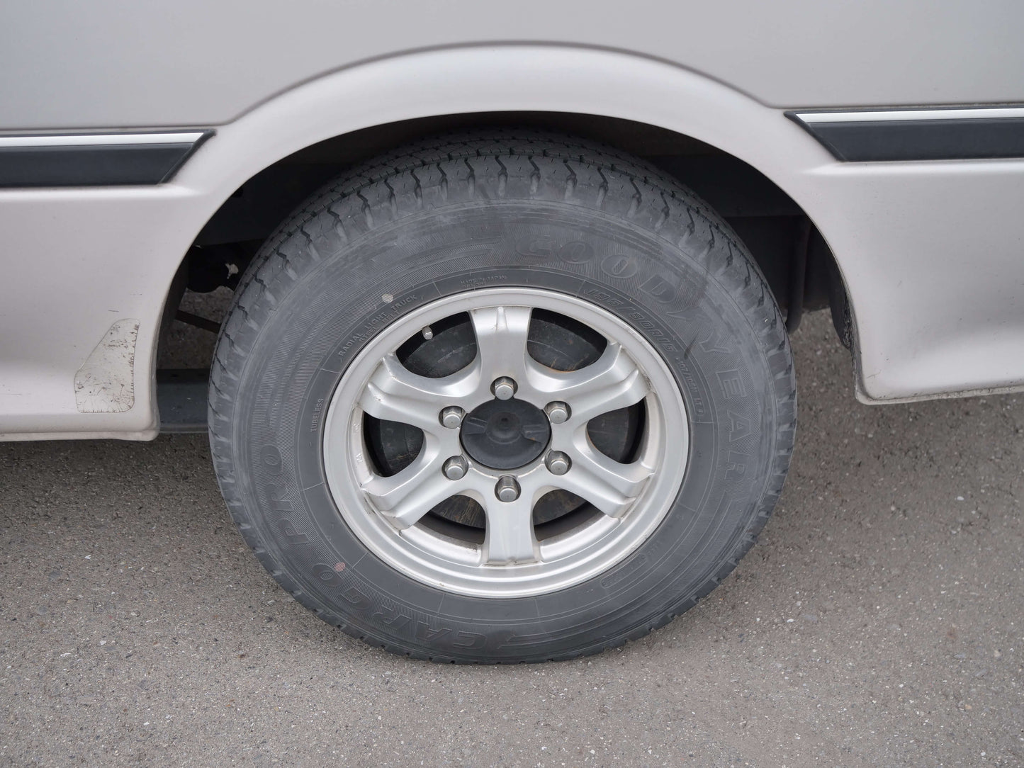 1999 TOYOTA HIACE Hi-ROOF 4wd Campervan