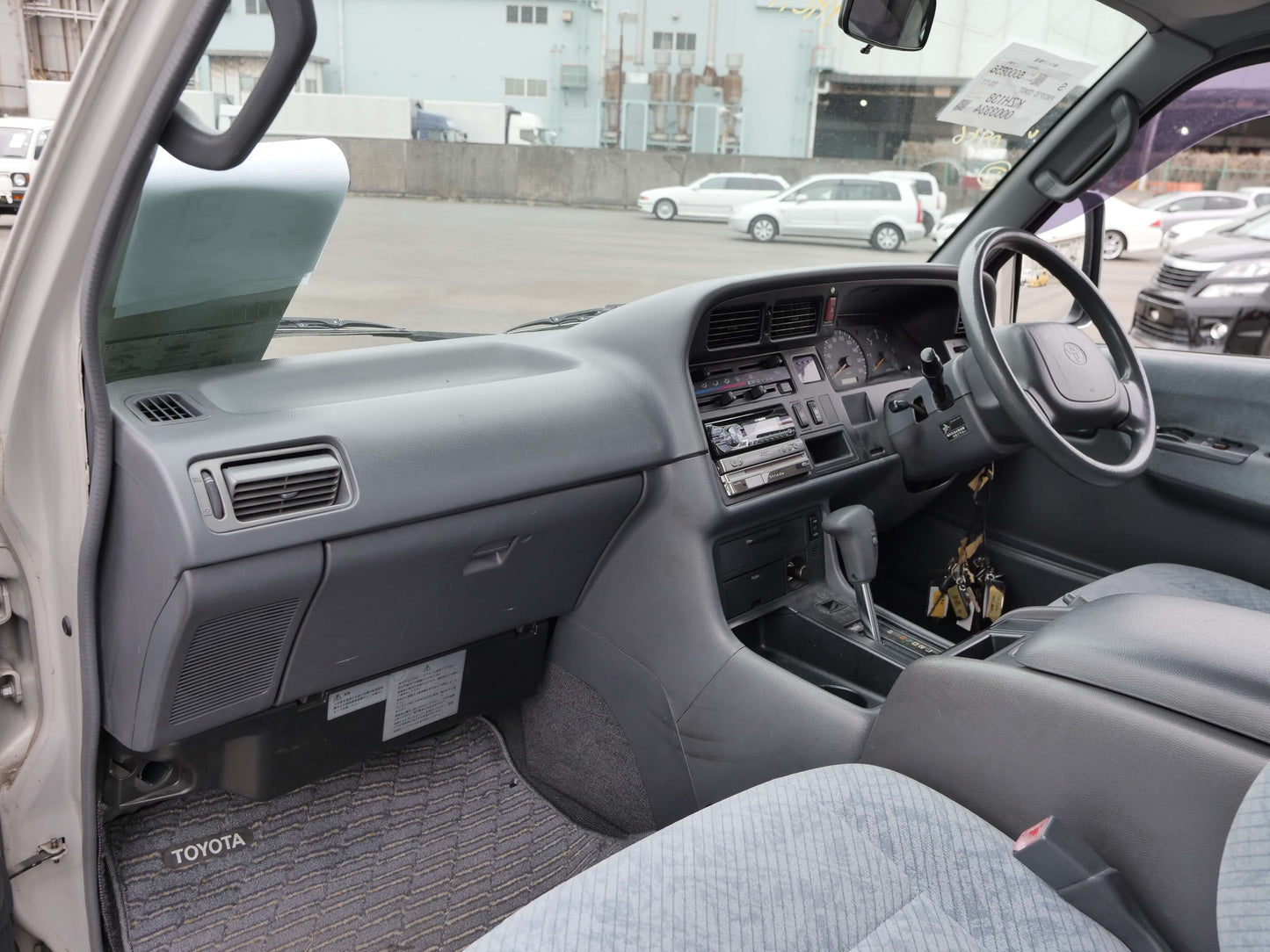 1999 TOYOTA HIACE Hi-ROOF 4wd Campervan
