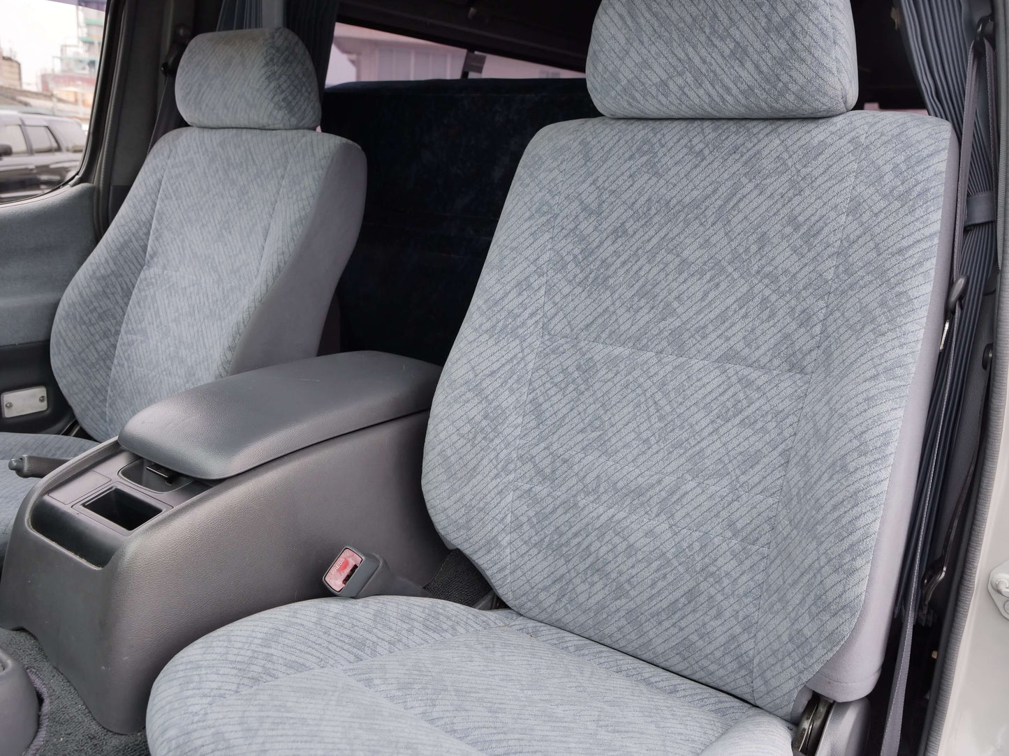 1999 TOYOTA HIACE Hi-ROOF 4wd Campervan