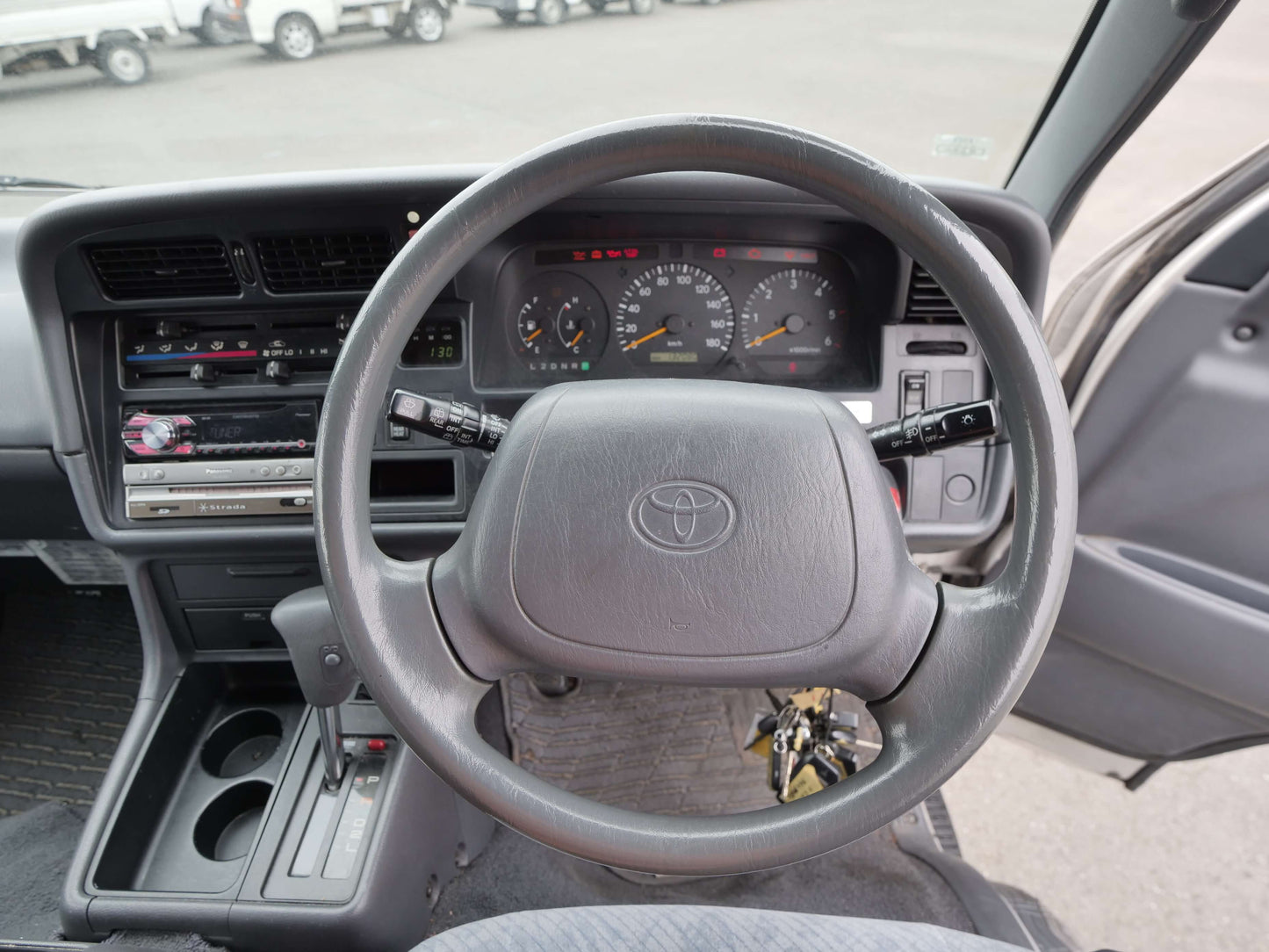 1999 TOYOTA HIACE Hi-ROOF 4wd Campervan
