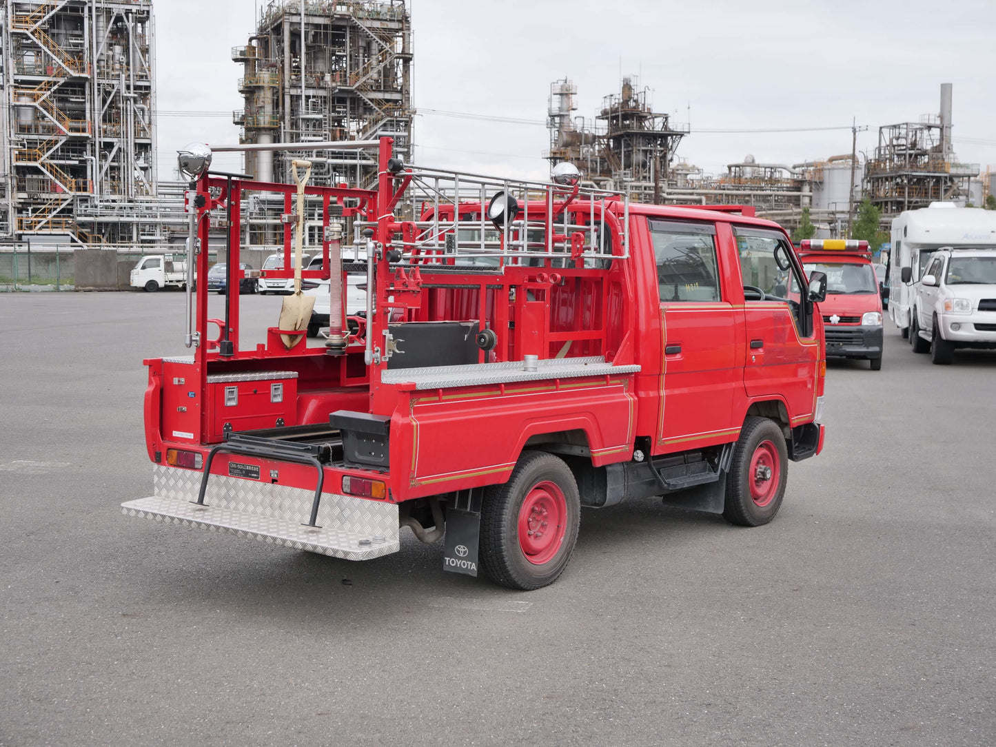 1998 TOYOTA Hiace 4wd Double Cab Diesel Fire Truck