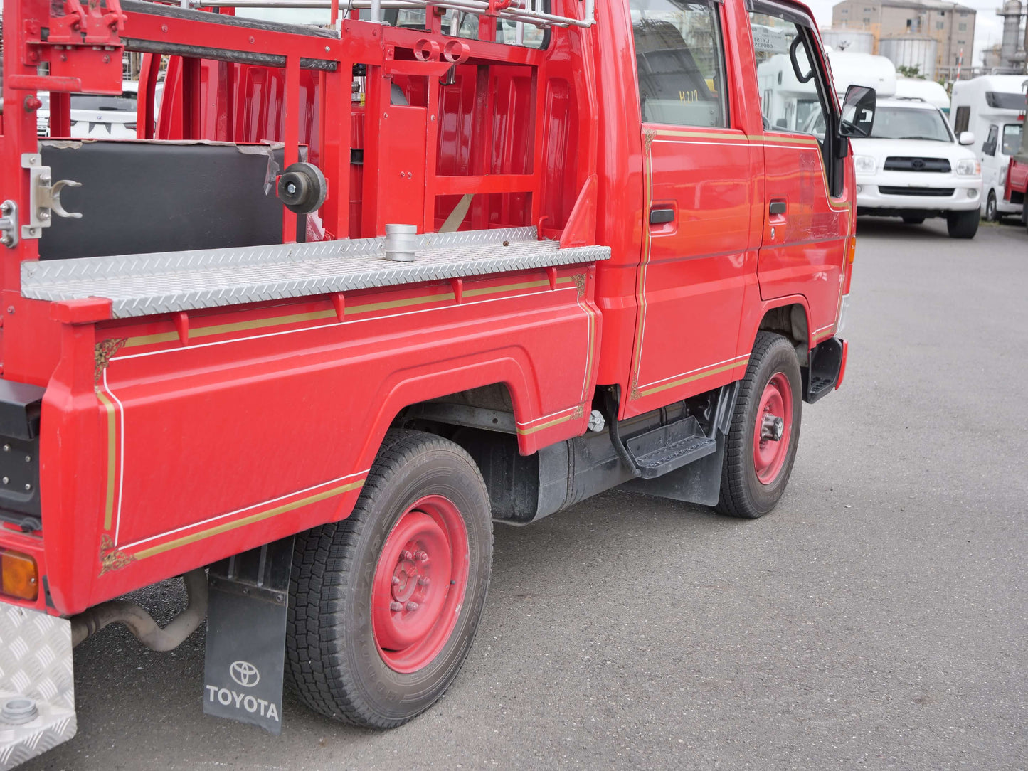 1998 TOYOTA Hiace 4wd Double Cab Diesel Fire Truck