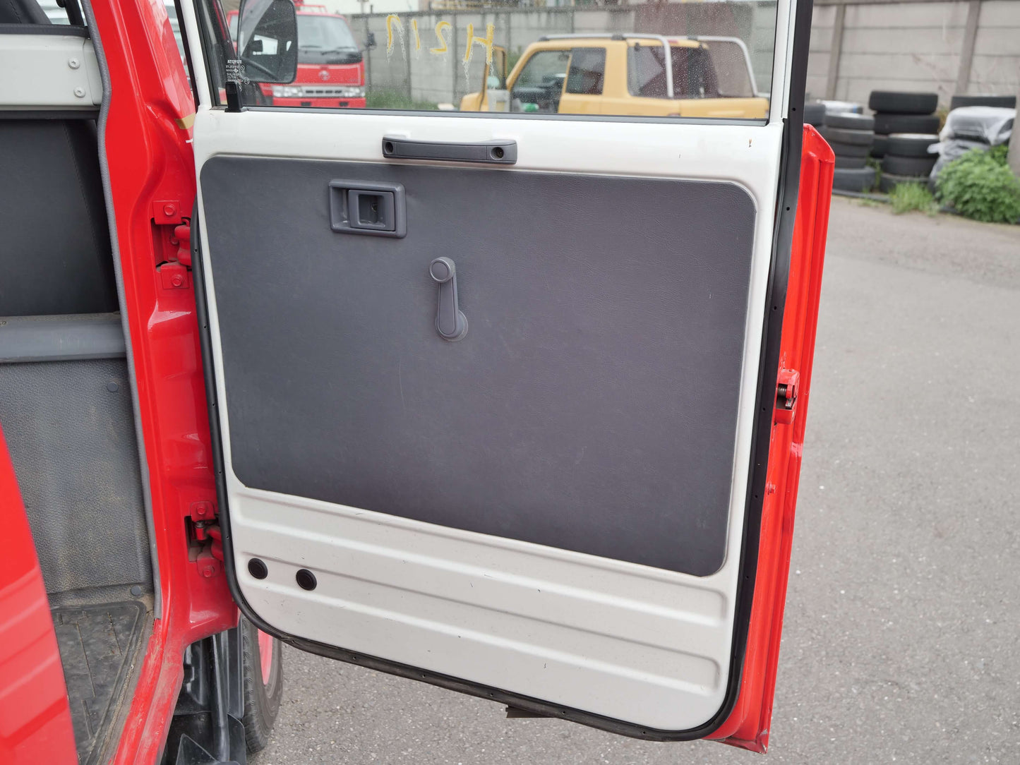1998 TOYOTA Hiace 4wd Double Cab Diesel Fire Truck
