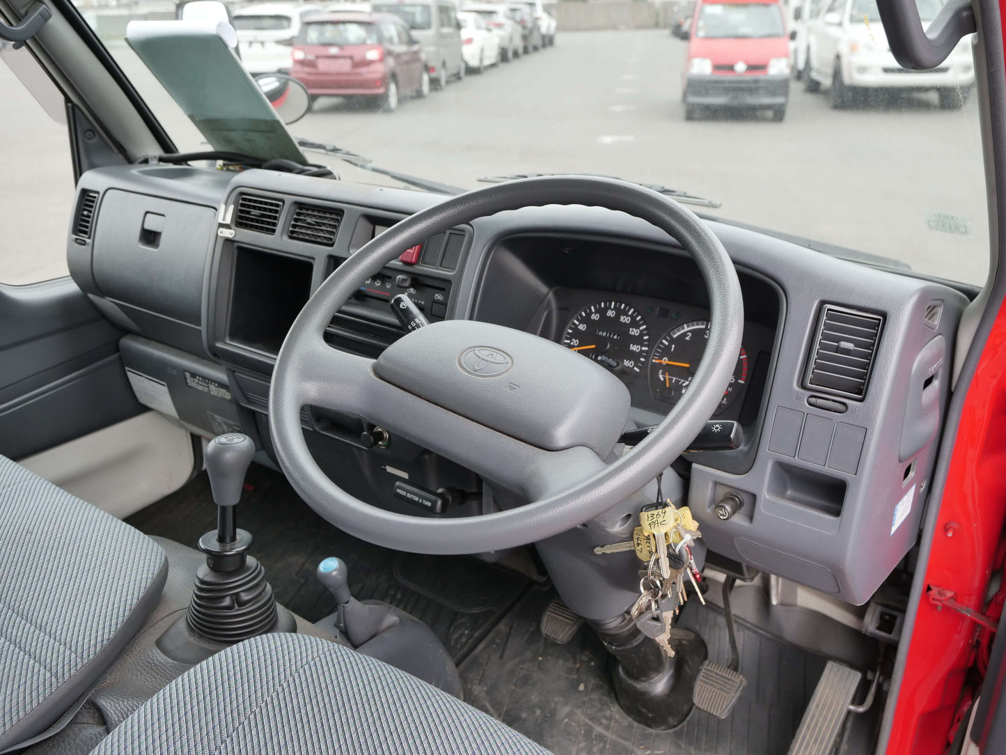 1998 TOYOTA Hiace 4wd Double Cab Diesel Fire Truck