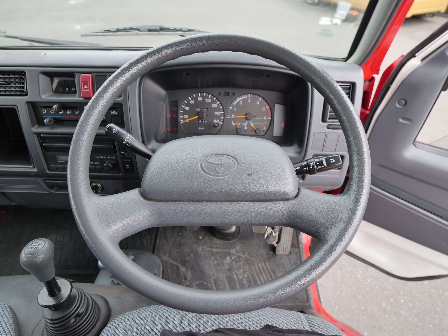 1998 TOYOTA Hiace 4wd Double Cab Diesel Fire Truck