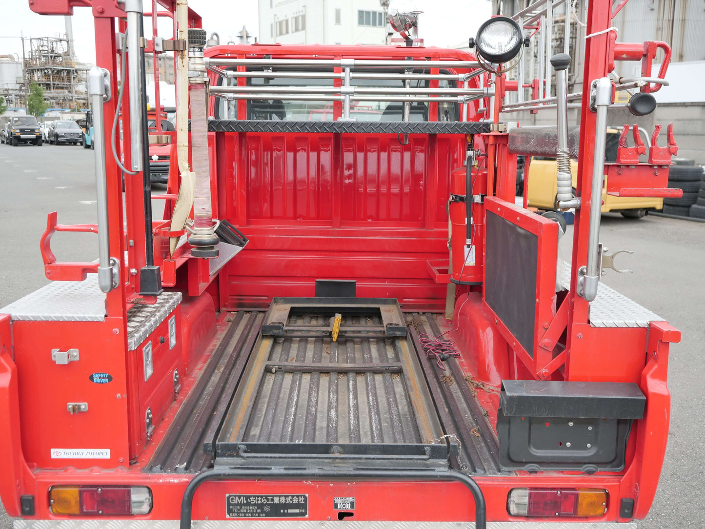 1998 TOYOTA Hiace 4wd Double Cab Diesel Fire Truck
