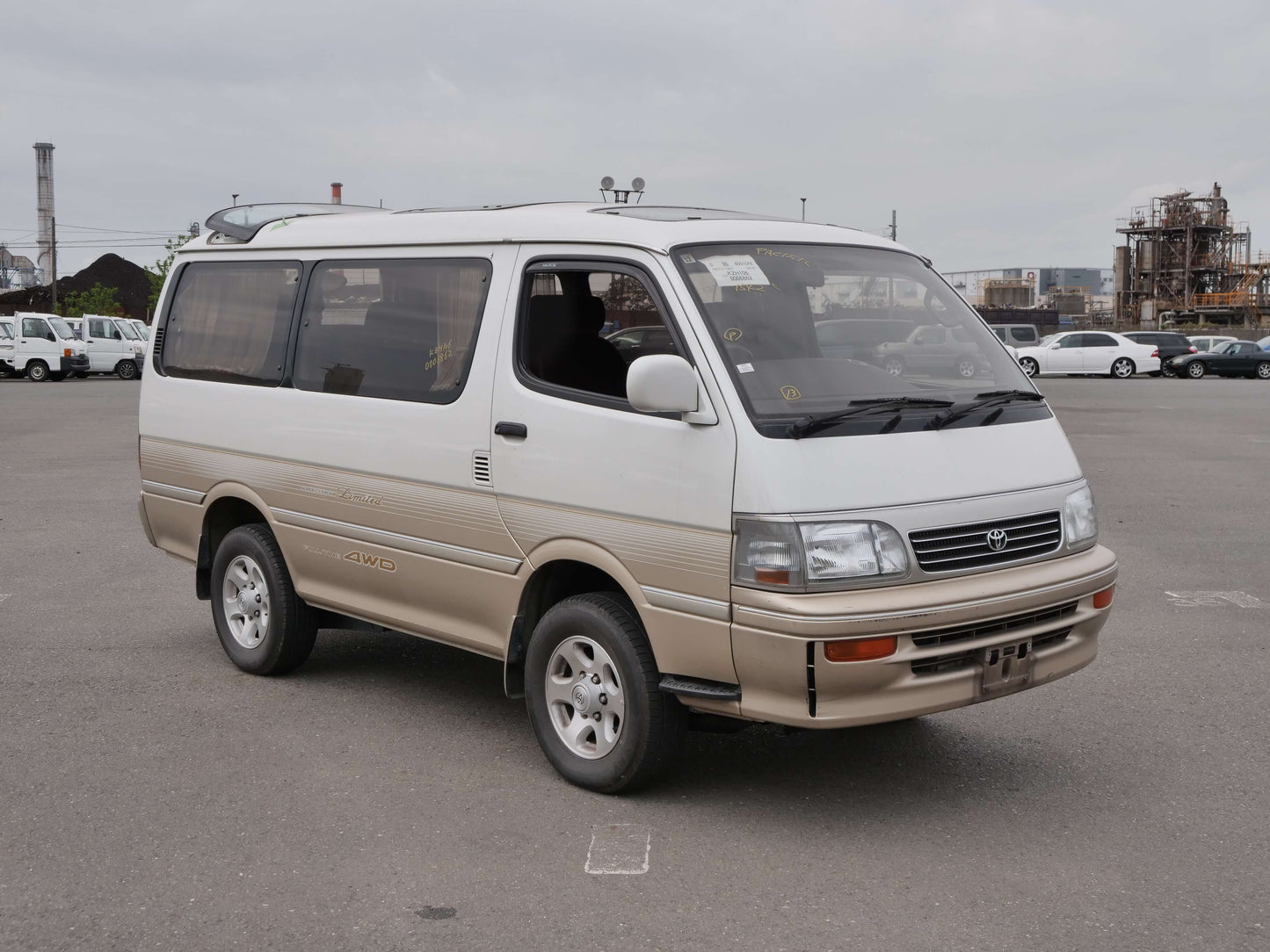 1993 TOYOTA HIACE SUPER CUSTOM LIMITED 4WD DIESEL VAN