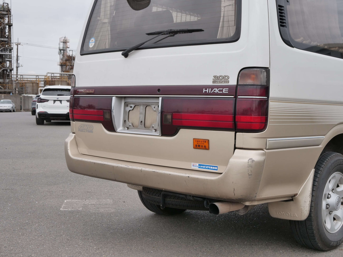 1993 TOYOTA HIACE SUPER CUSTOM LIMITED 4WD DIESEL VAN