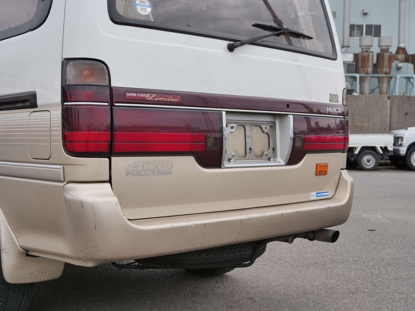 1993 TOYOTA HIACE SUPER CUSTOM LIMITED 4WD DIESEL VAN