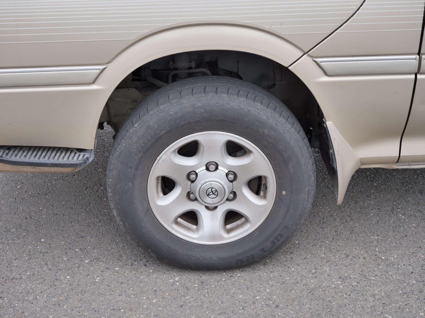 1993 TOYOTA HIACE SUPER CUSTOM LIMITED 4WD DIESEL VAN