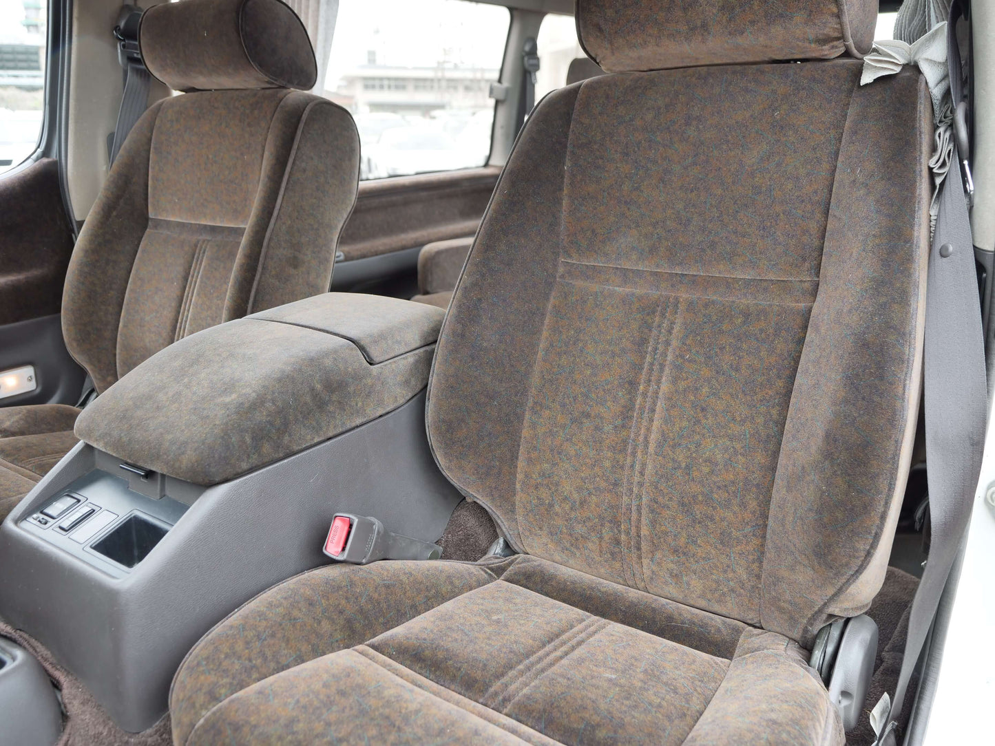 1993 TOYOTA HIACE SUPER CUSTOM LIMITED 4WD DIESEL VAN