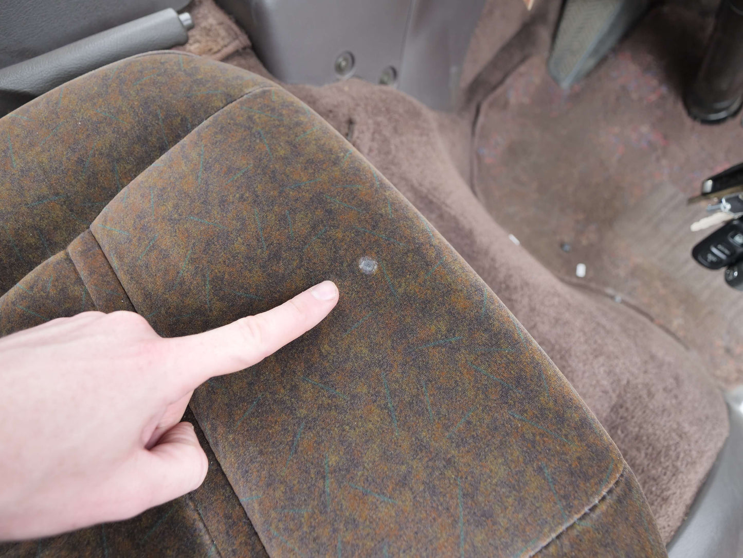 1993 TOYOTA HIACE SUPER CUSTOM LIMITED 4WD DIESEL VAN