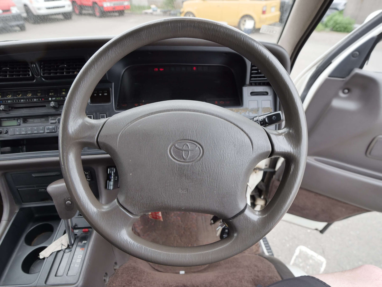 1993 TOYOTA HIACE SUPER CUSTOM LIMITED 4WD DIESEL VAN