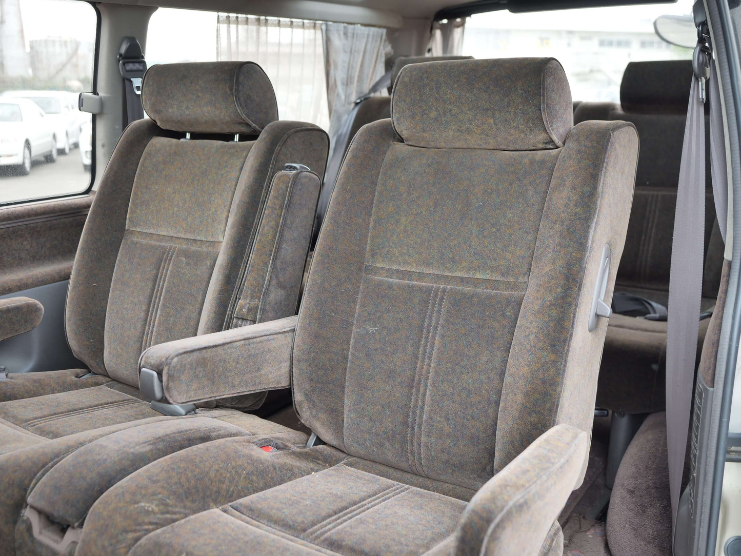 1993 TOYOTA HIACE SUPER CUSTOM LIMITED 4WD DIESEL VAN