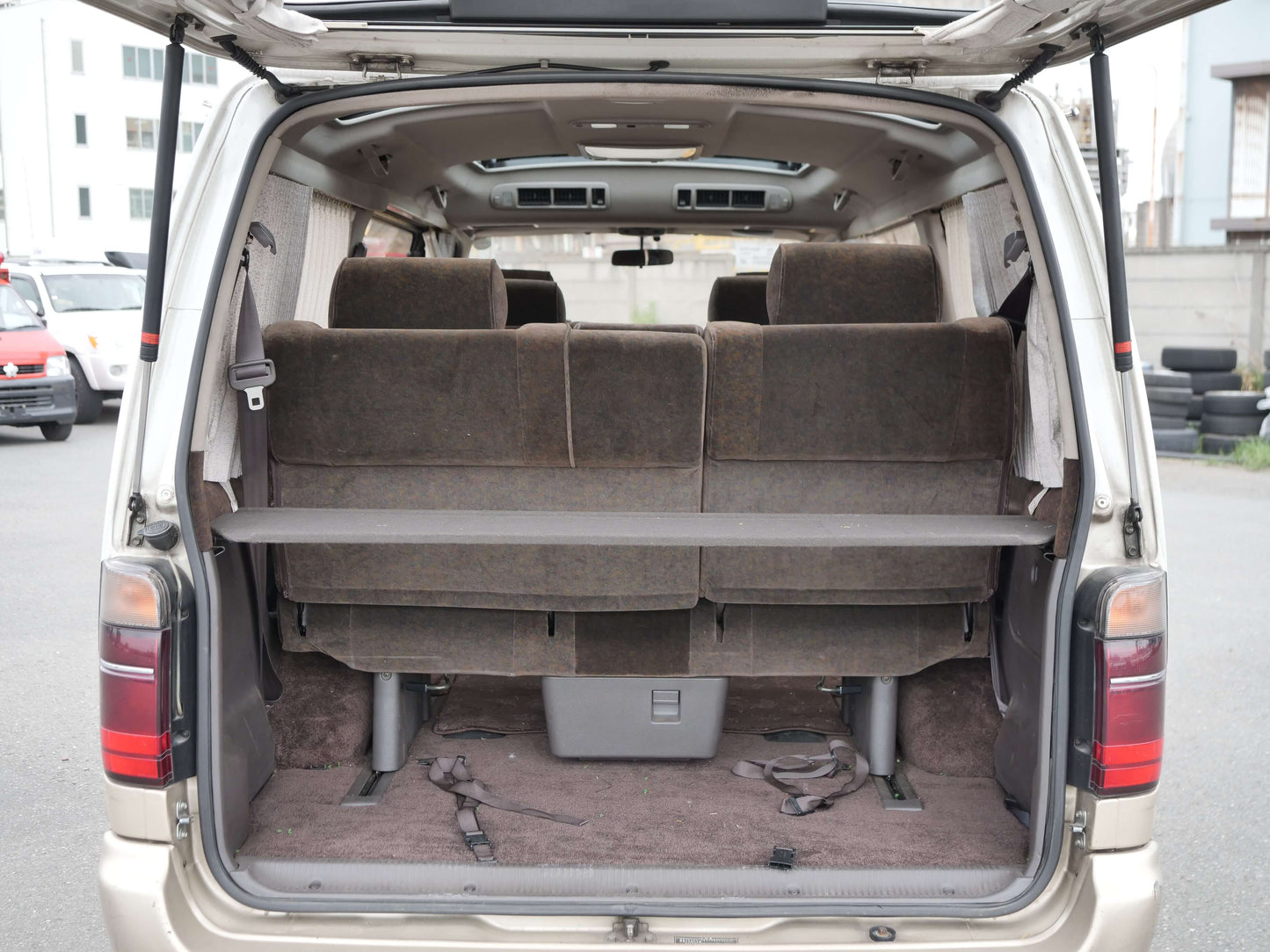 1993 TOYOTA HIACE SUPER CUSTOM LIMITED 4WD DIESEL VAN