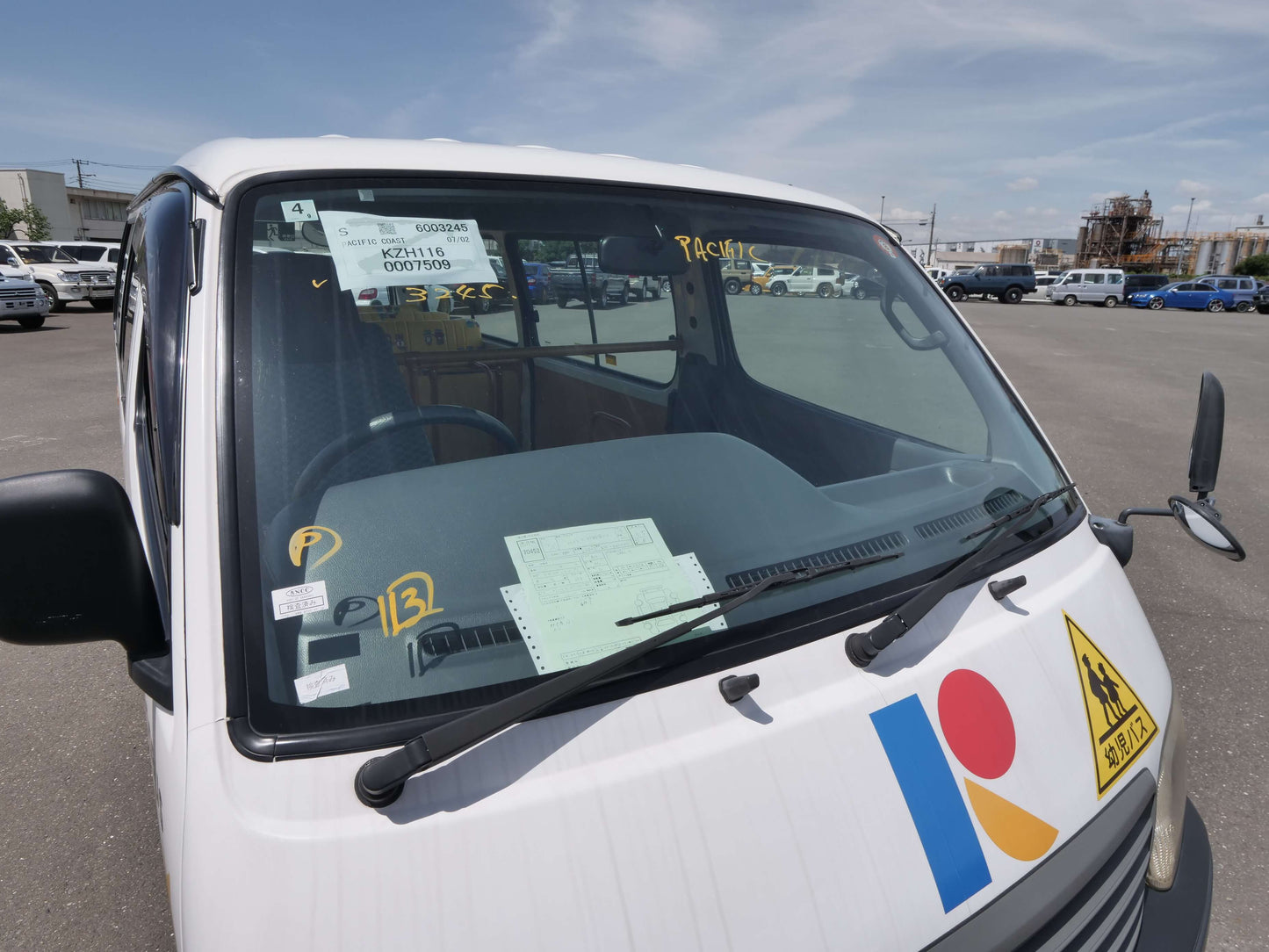 2000 TOYOTA HIACE Extended Wheelbase 4WD DIESEL VAN