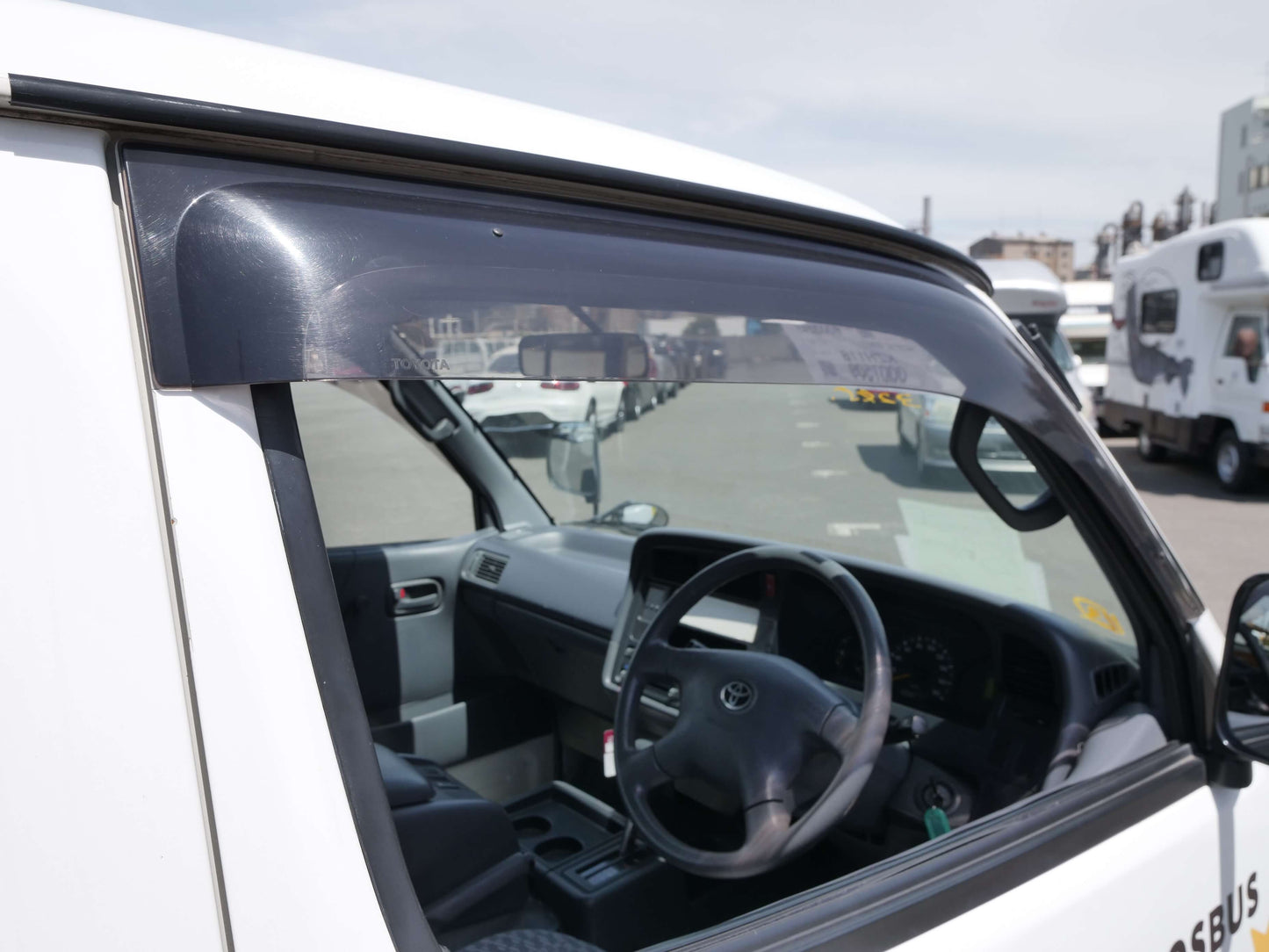2000 TOYOTA HIACE Extended Wheelbase 4WD DIESEL VAN