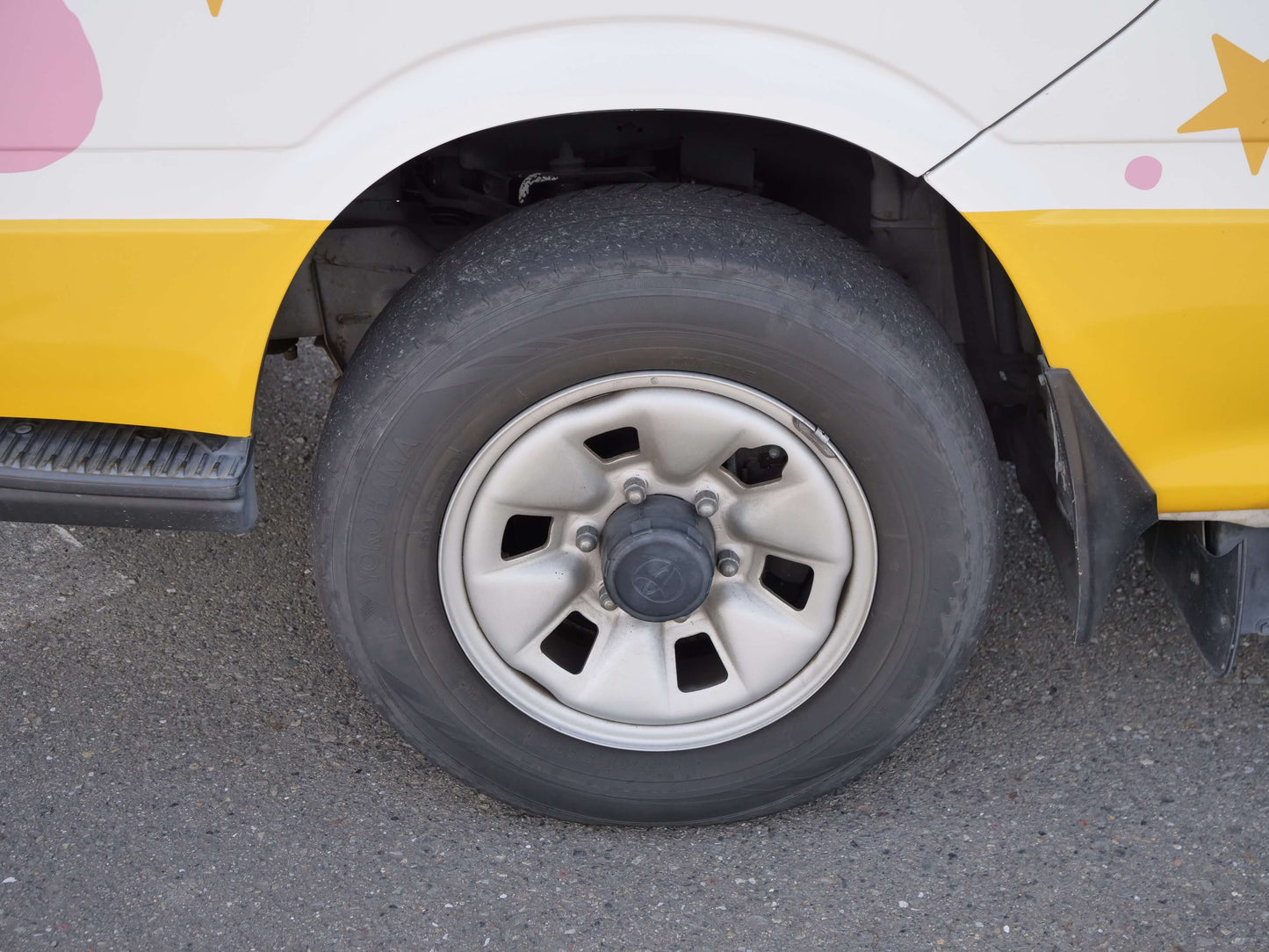 2000 TOYOTA HIACE Extended Wheelbase 4WD DIESEL VAN