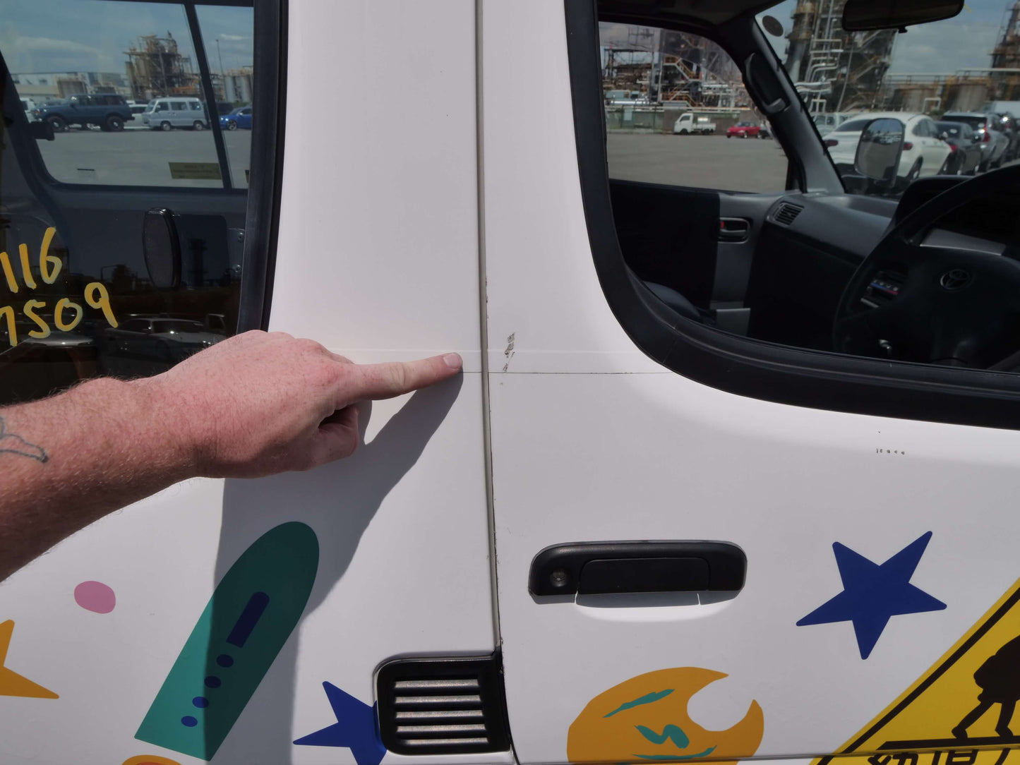 2000 TOYOTA HIACE Extended Wheelbase 4WD DIESEL VAN