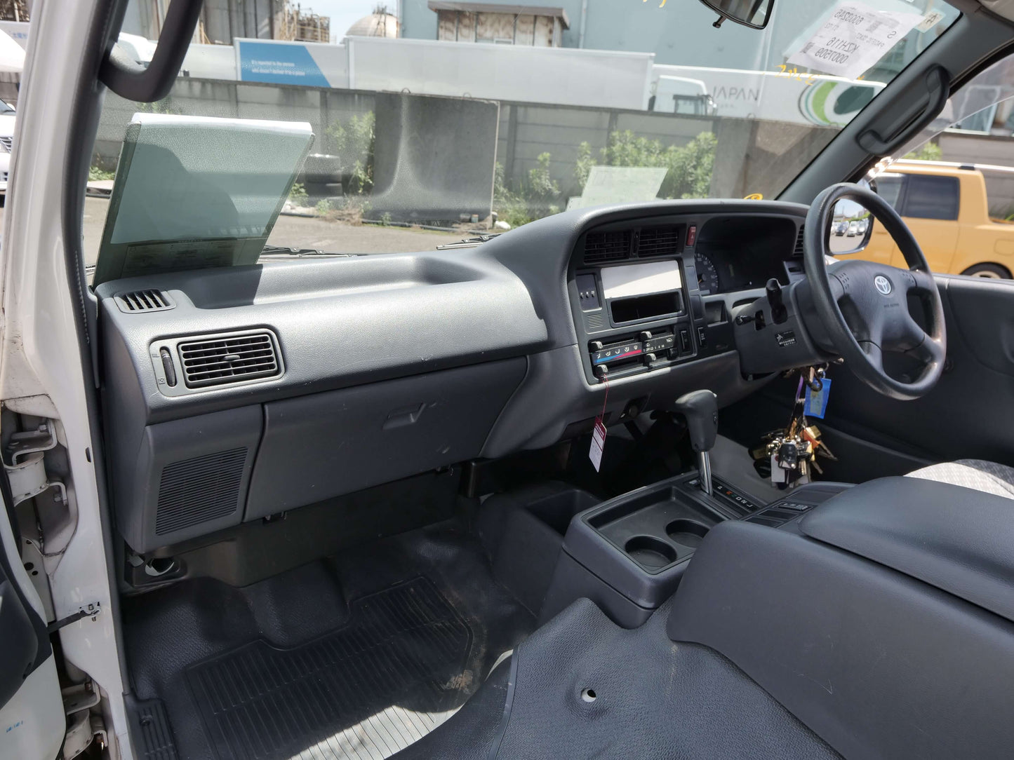 2000 TOYOTA HIACE Extended Wheelbase 4WD DIESEL VAN