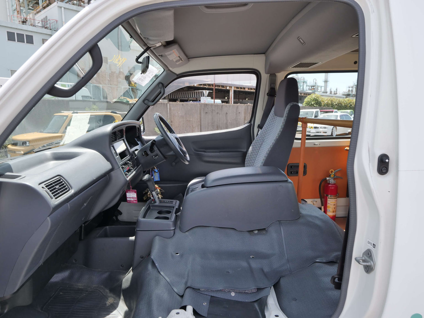 2000 TOYOTA HIACE Extended Wheelbase 4WD DIESEL VAN