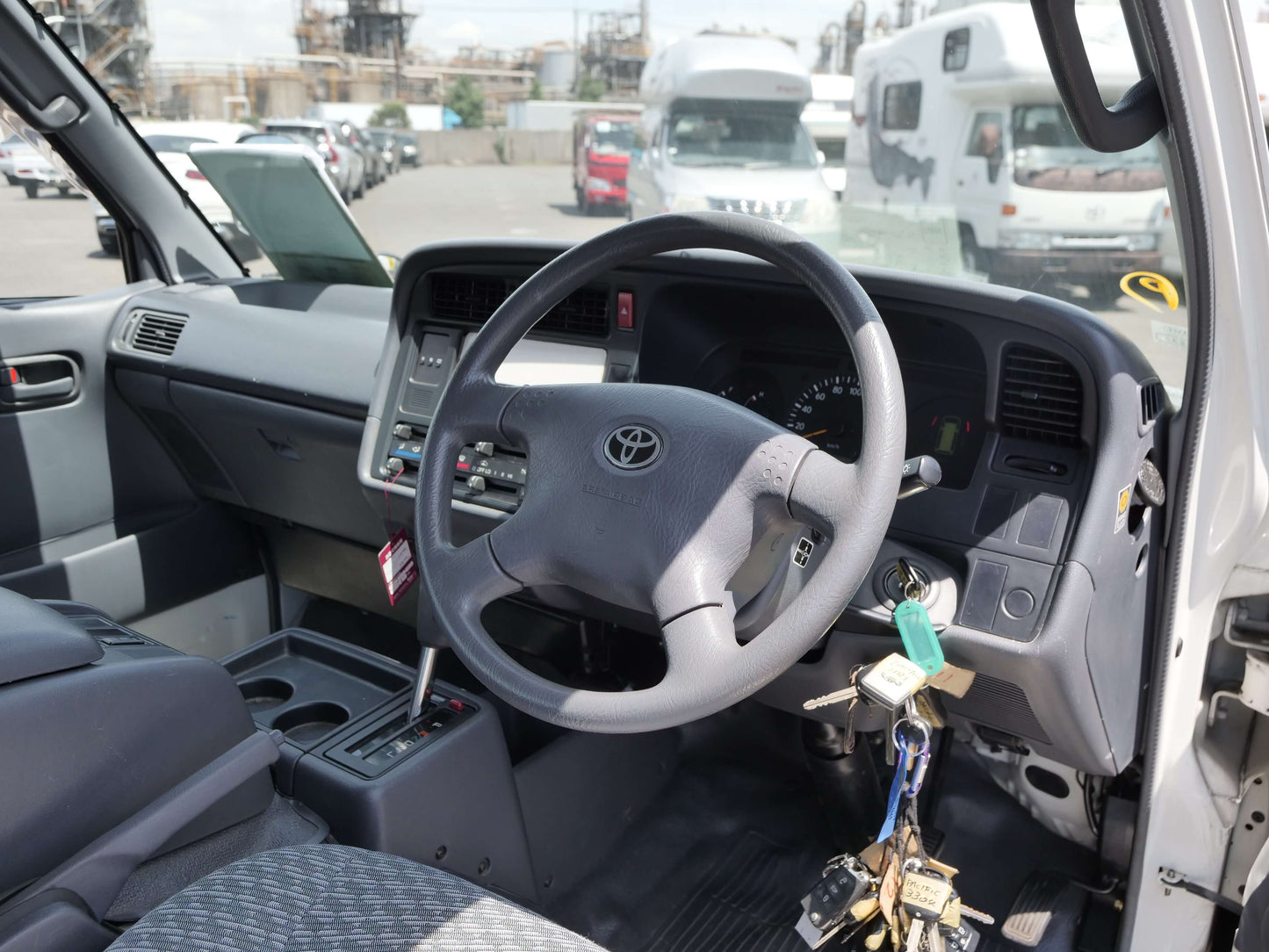 2000 TOYOTA HIACE Extended Wheelbase 4WD DIESEL VAN