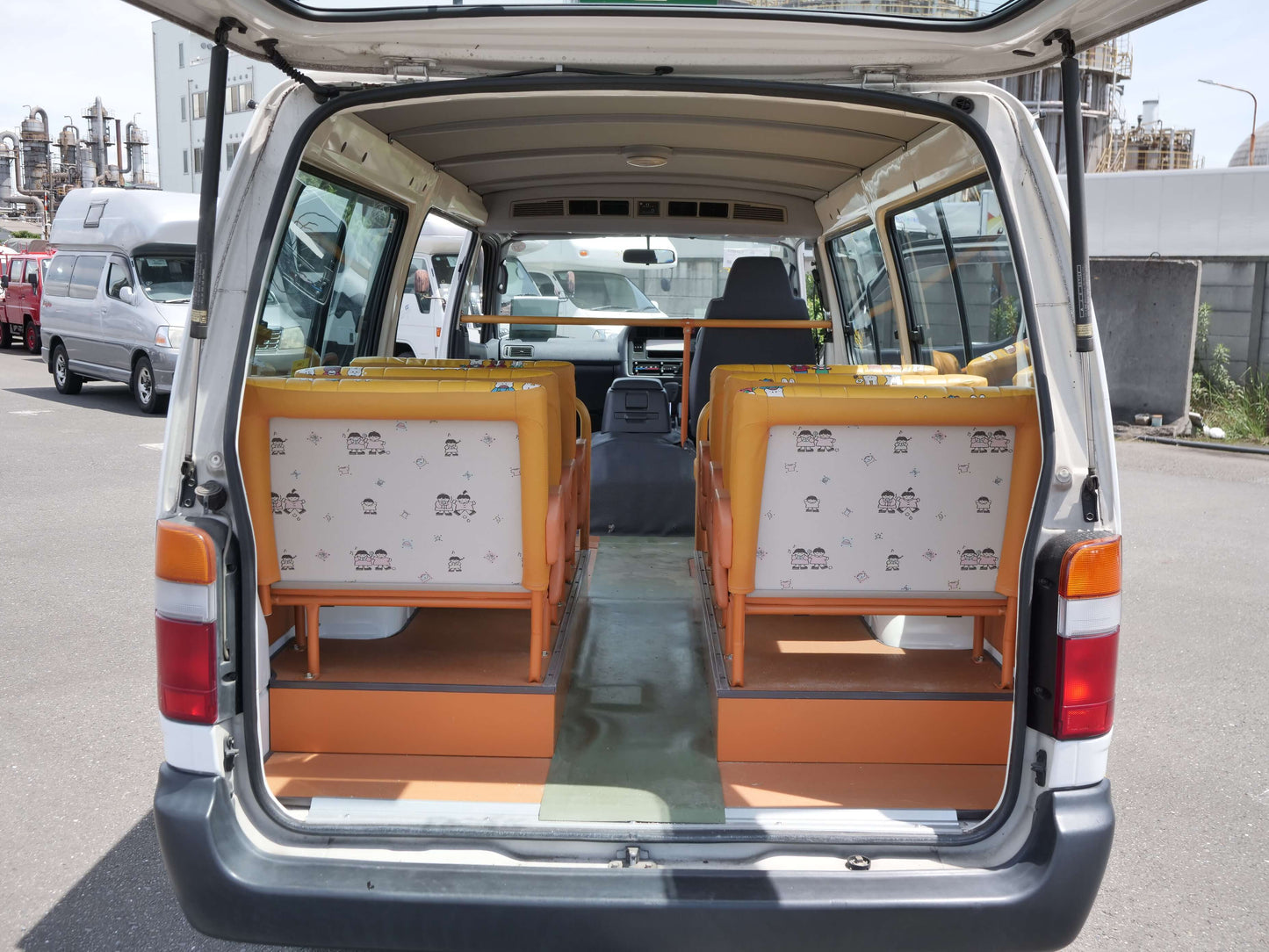 2000 TOYOTA HIACE Extended Wheelbase 4WD DIESEL VAN