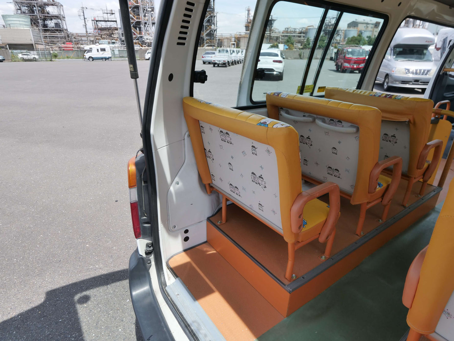2000 TOYOTA HIACE Extended Wheelbase 4WD DIESEL VAN