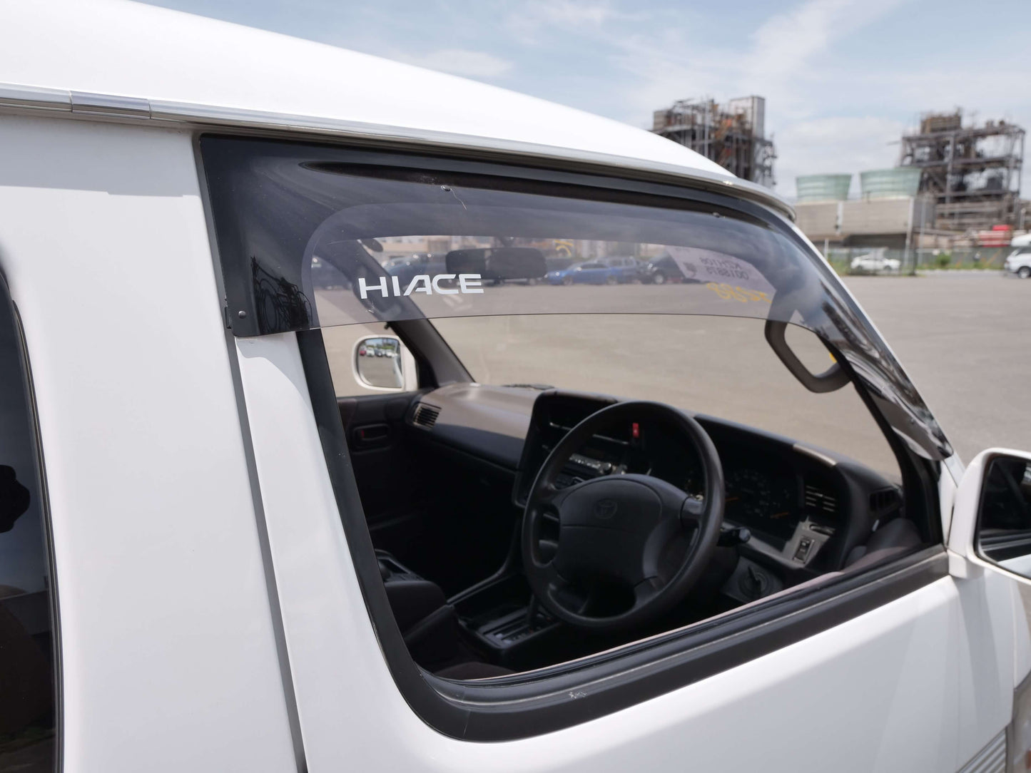 1995 TOYOTA HIACE SUPER CUSTOM 4WD DIESEL VAN