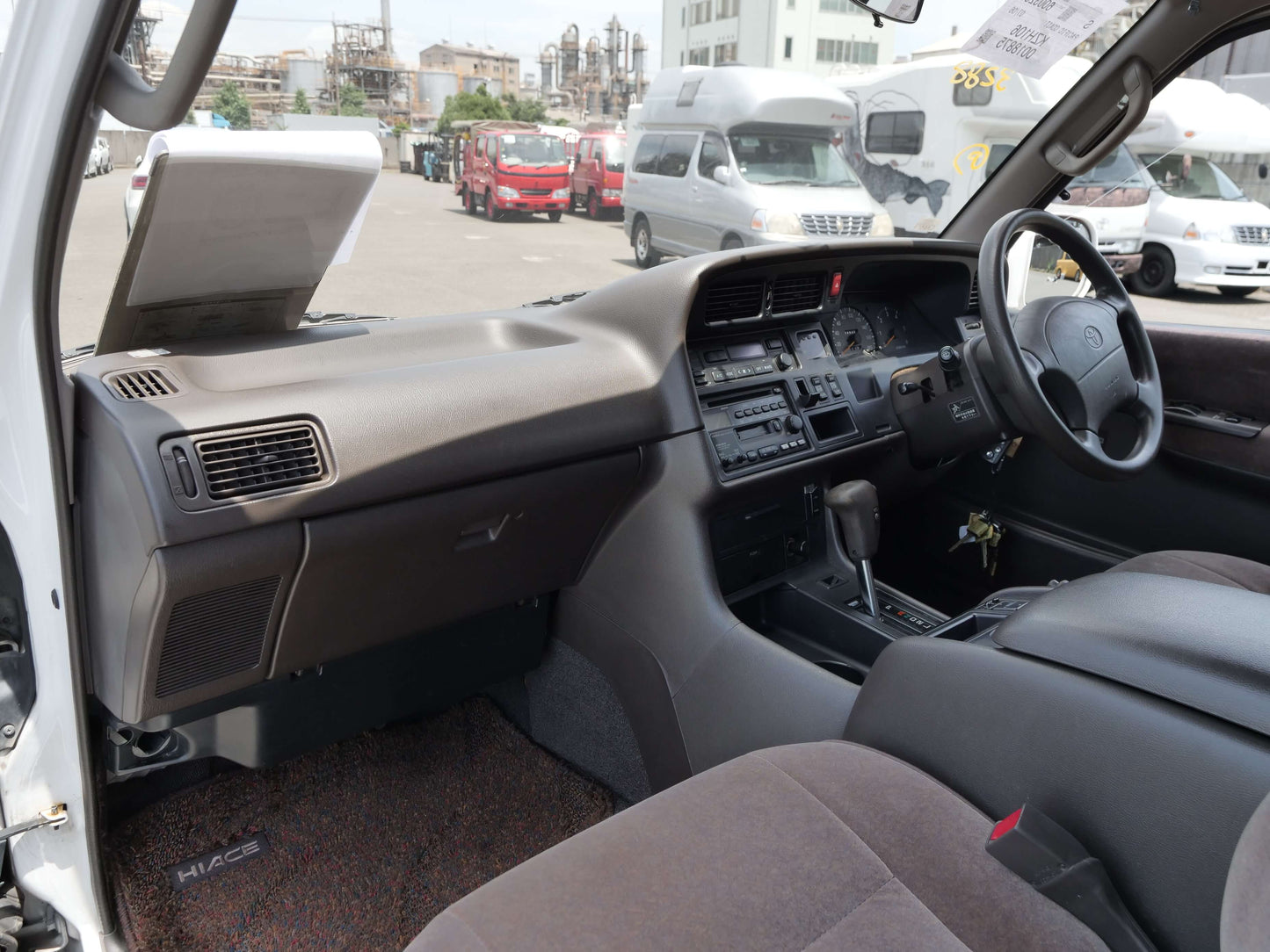 1995 TOYOTA HIACE SUPER CUSTOM 4WD DIESEL VAN